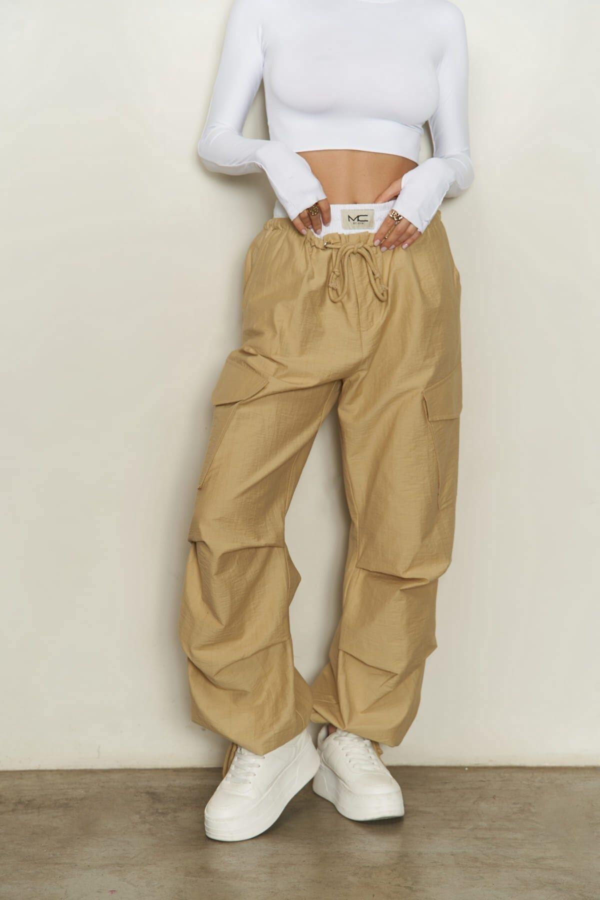 Galvin Boxer Detailed Slim Fit Beige Parachute Pants