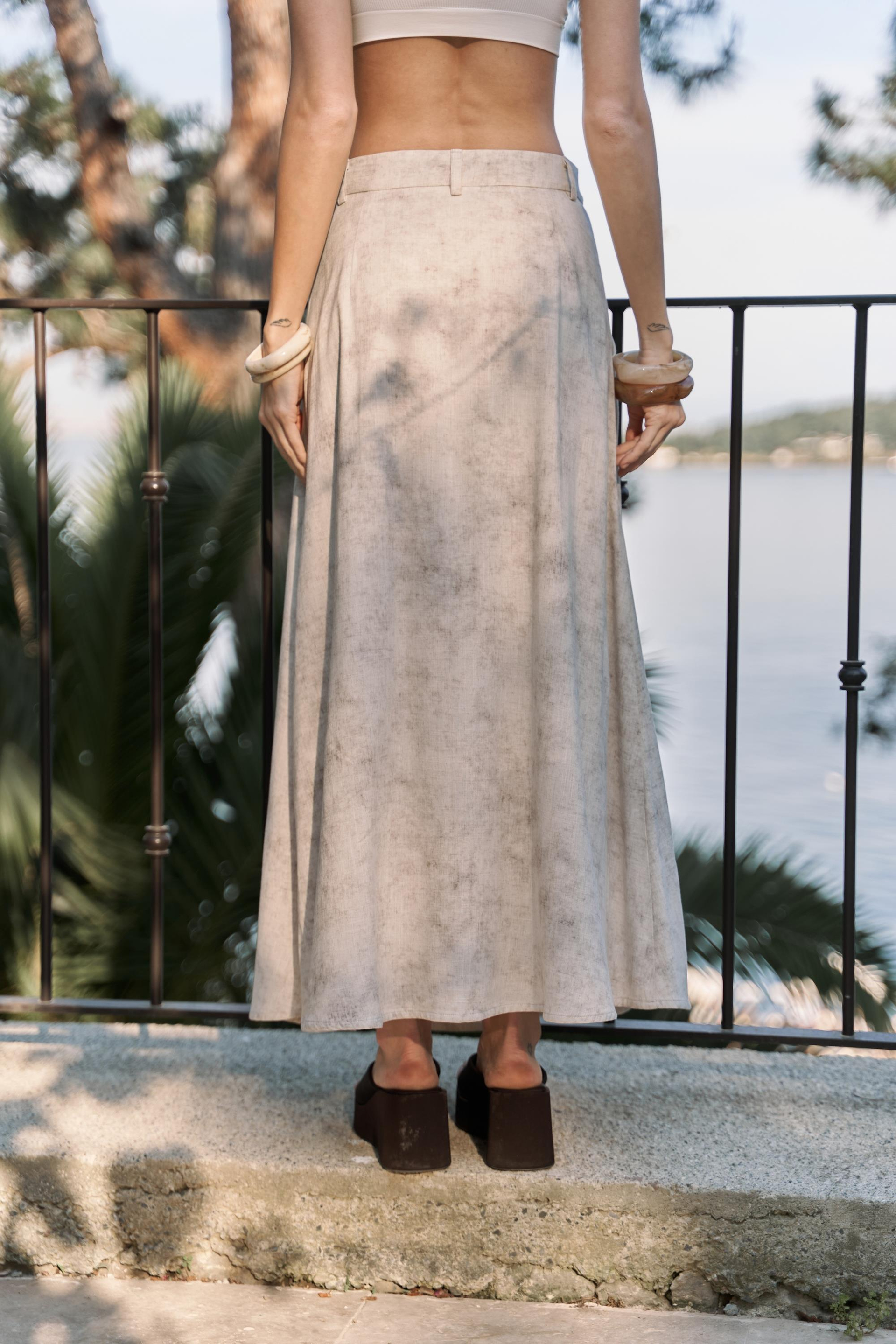 Garias Cepli Uzun Batik Desenli Bej Etek