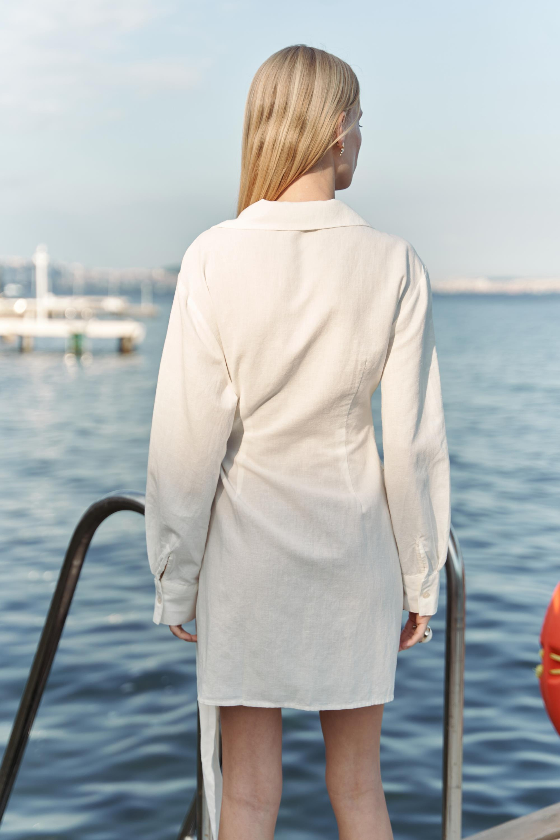 Gormelia Bağlamalı Ekru Elbise