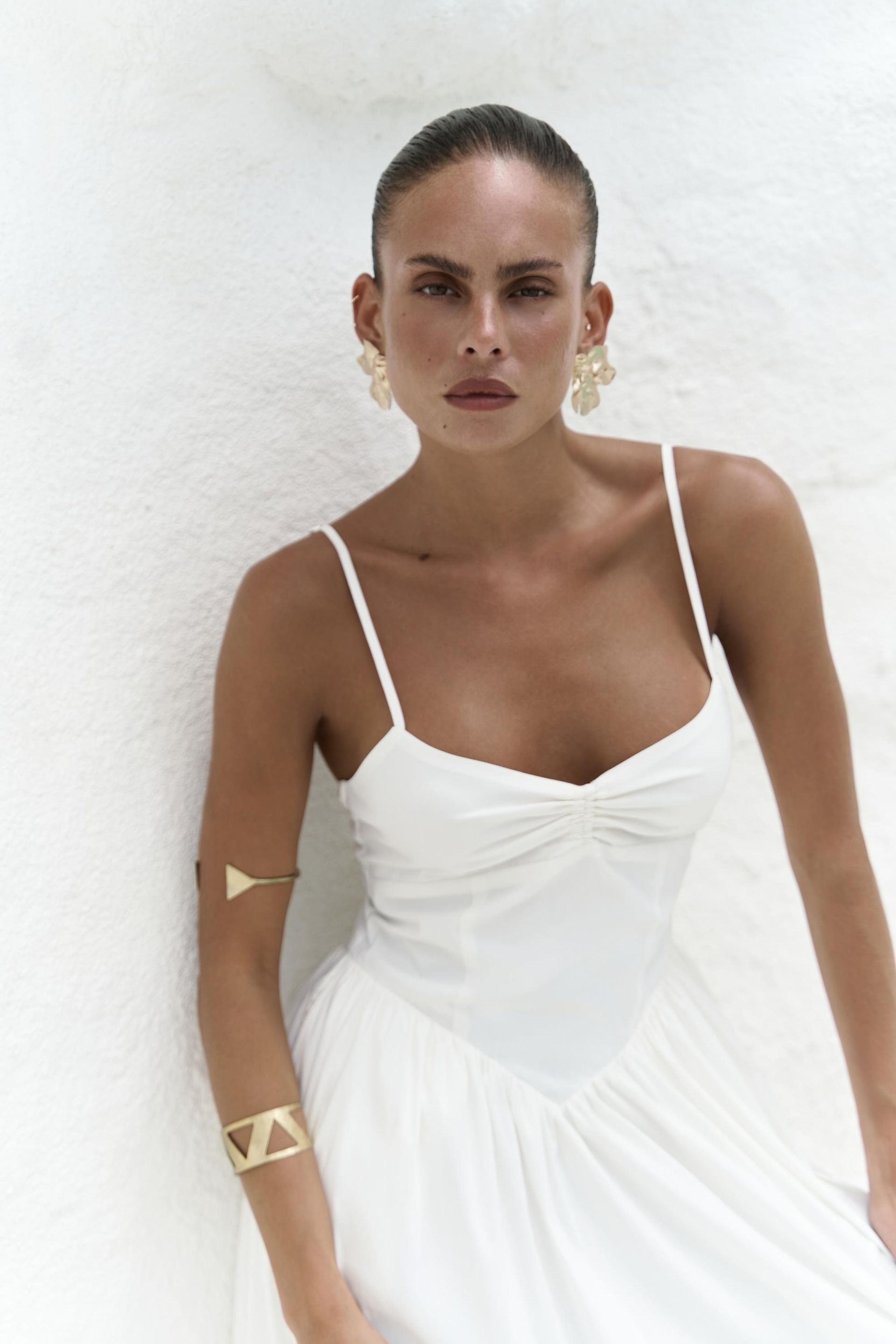 Hajar Askılı Ekru Uzun Elbise