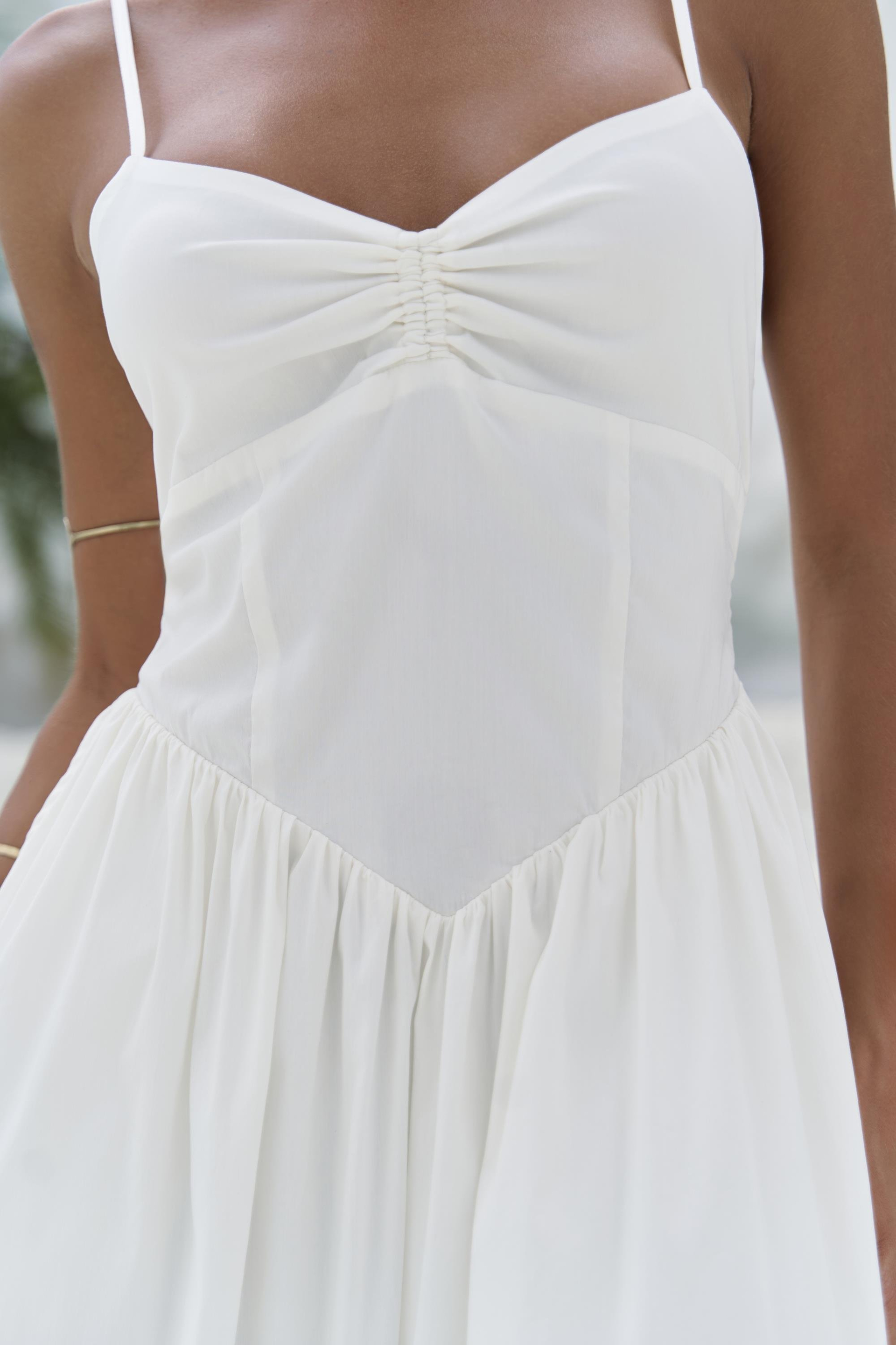 Hajar Askılı Ekru Uzun Elbise