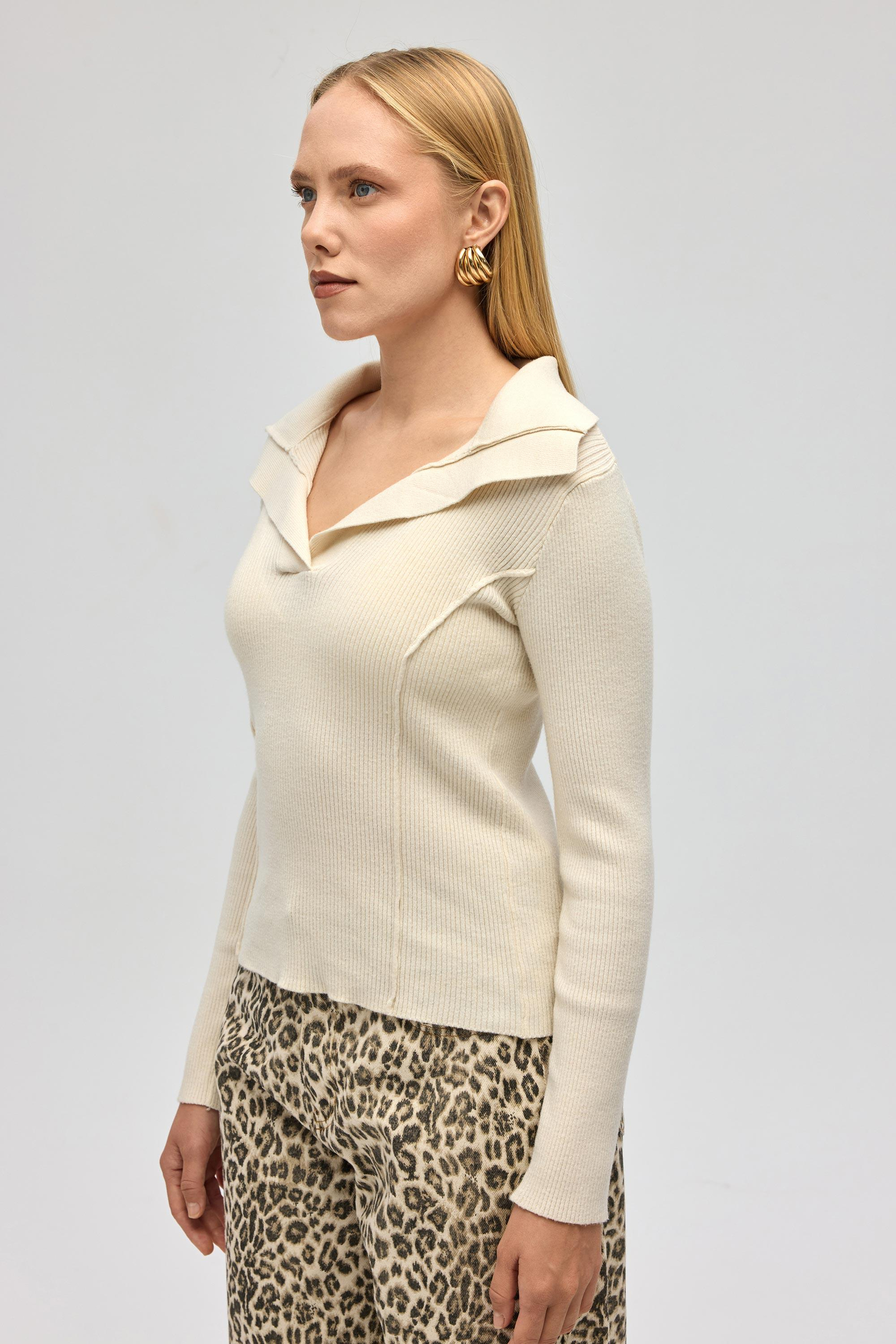 İnari Polo Yaka Bej Triko Kazak