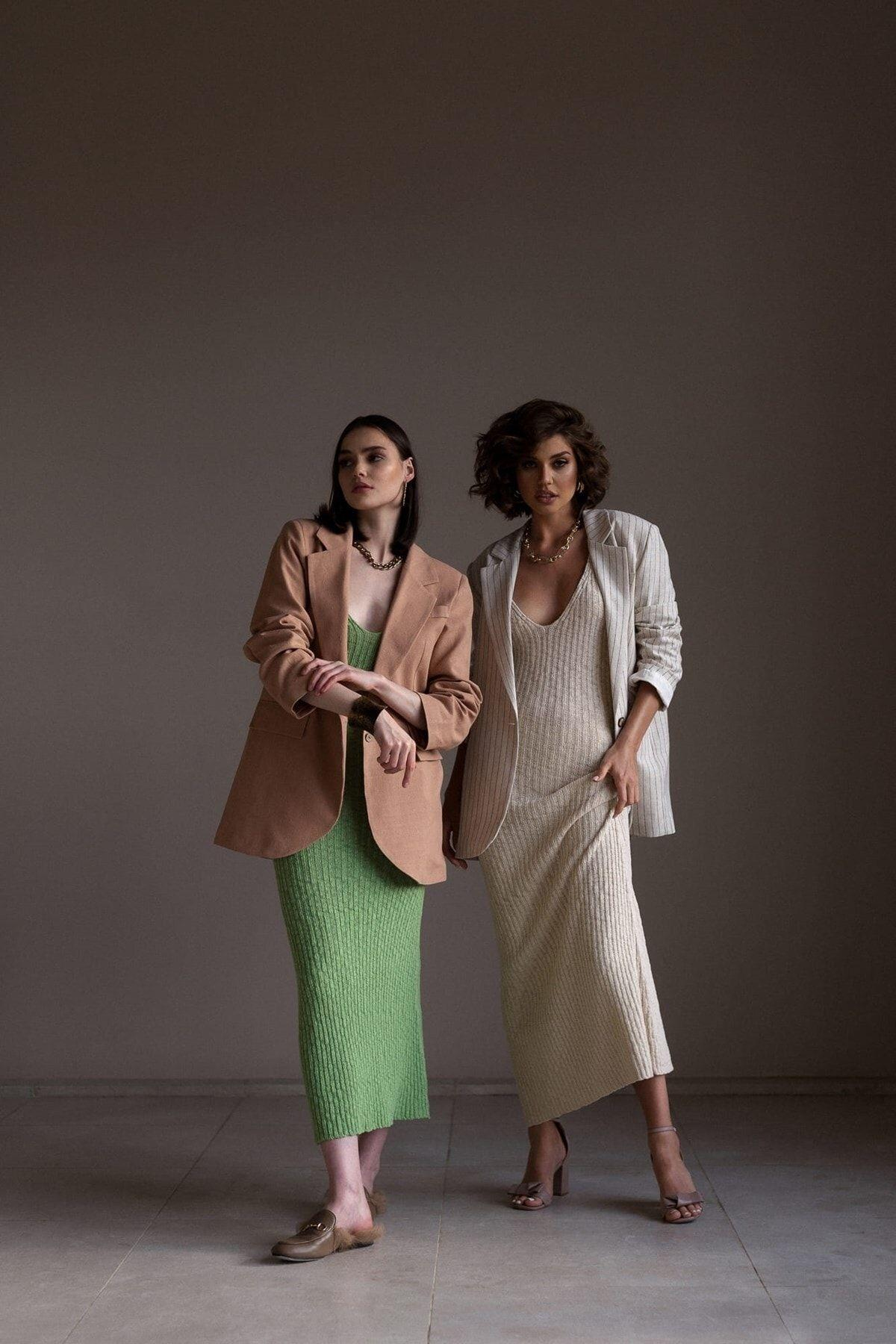 Janell Yeşil Triko Midi Askılı Elbise