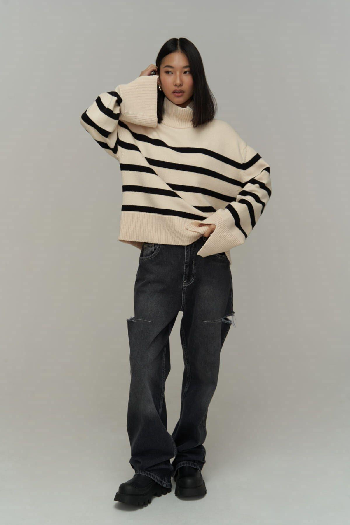Mai Collection Jeff Ecru High Neck Striped Sweater