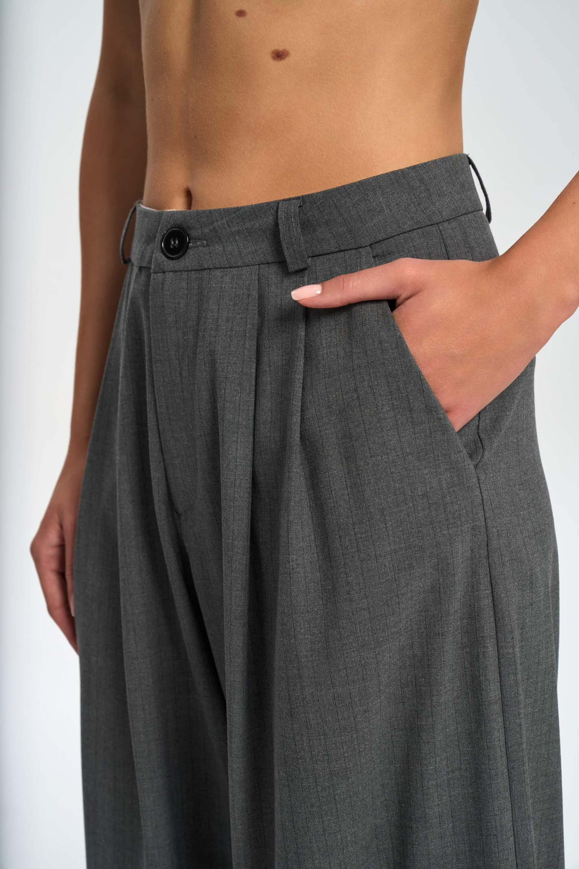 Jessical Çizgili Füme Pantolon