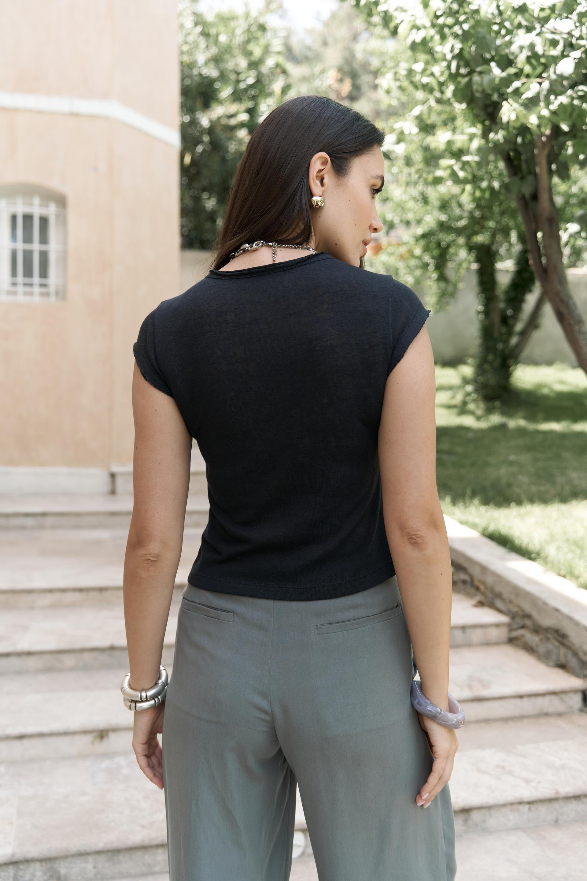 Kensal Dar Kesim Siyah T-Shirt