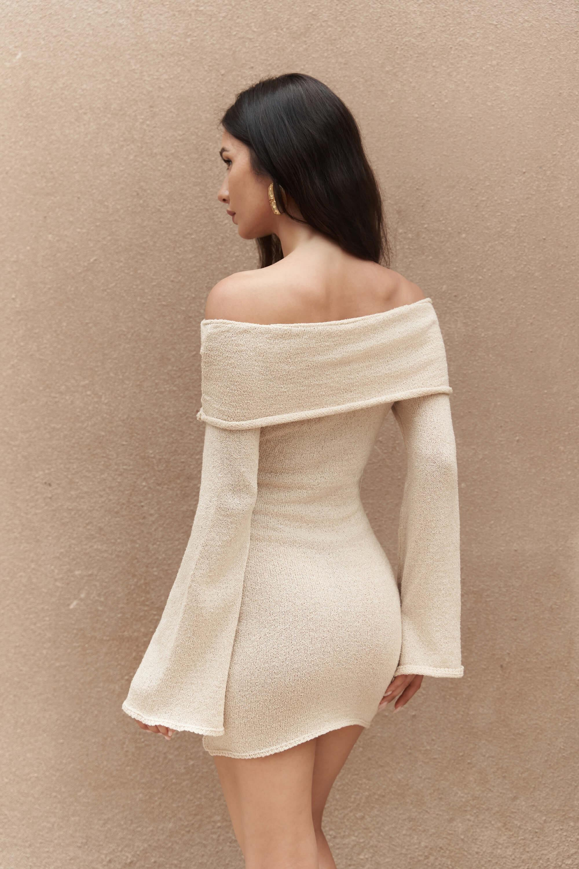 Kirana Carmen Yaka Bej Mini Triko Elbise