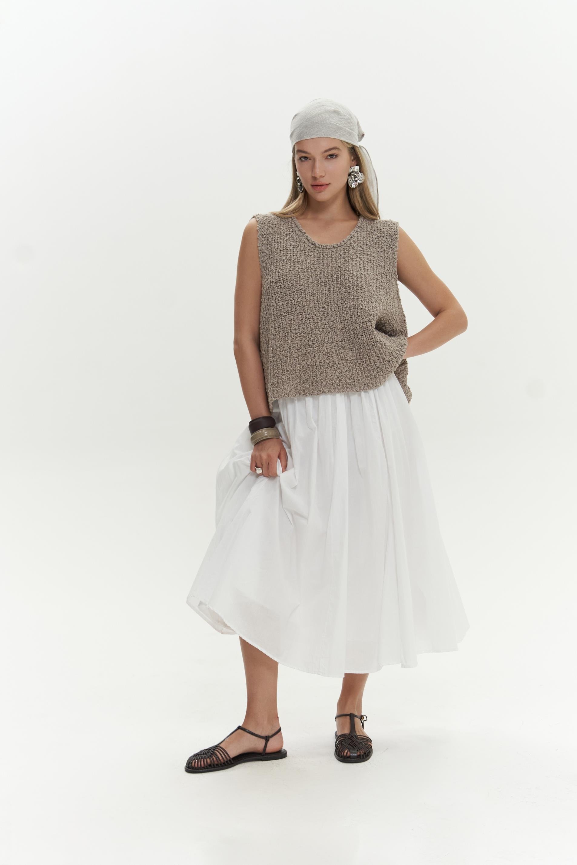 Knitle Rahat Kalıp Triko Vizon Crop