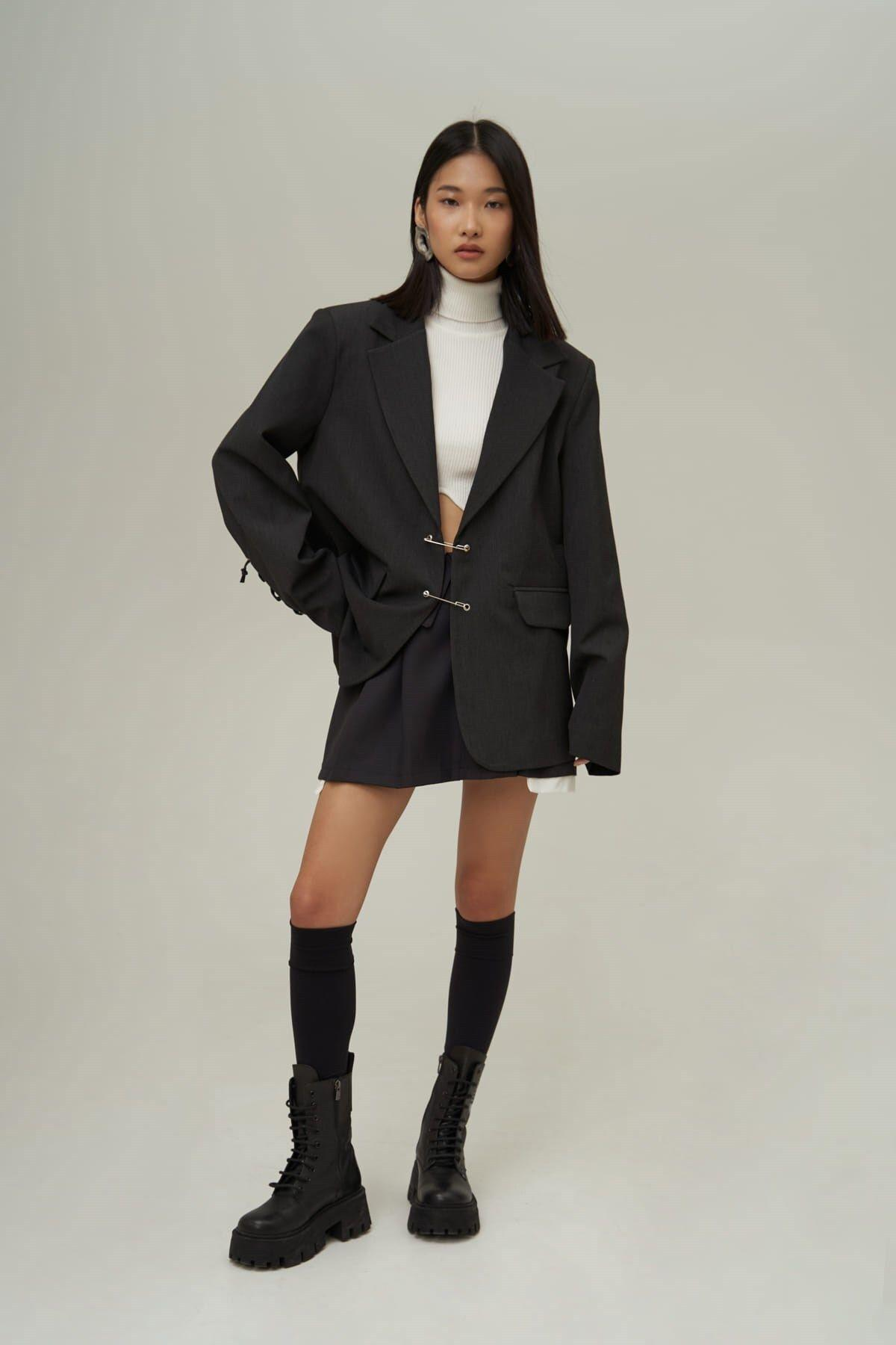 Lana Çengel Detay Antrasit Blazer Ceket
