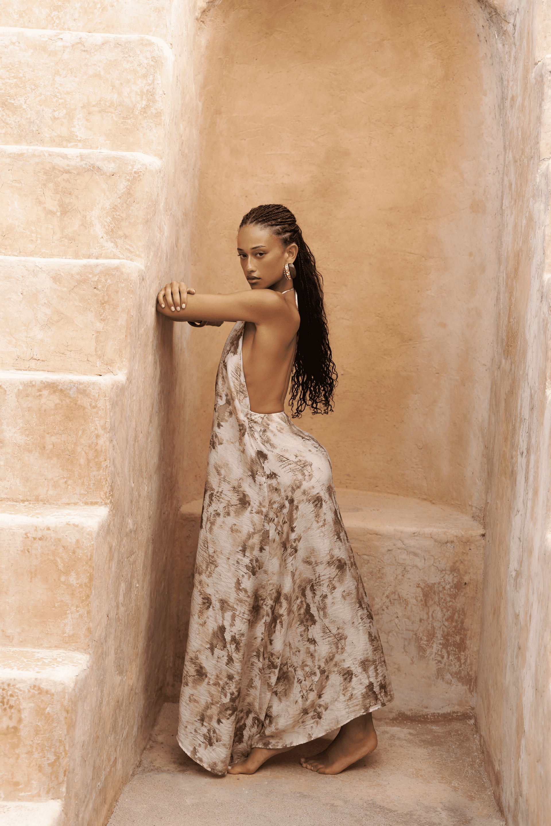 Lukmanje Boyundan Bağcıklı Bej Uzun Elbise