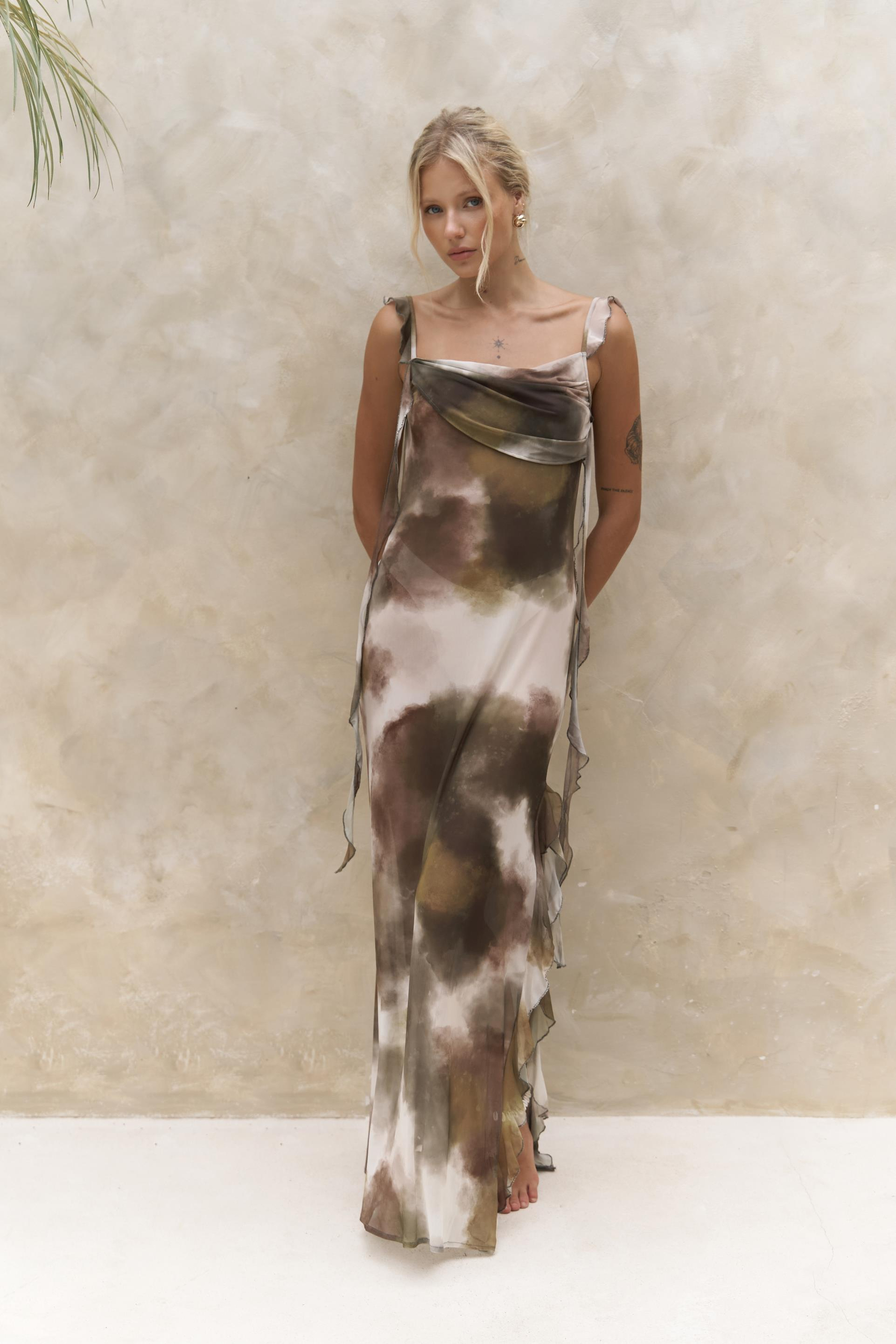 Magi Fırfır Detay Yeşil Uzun Elbise