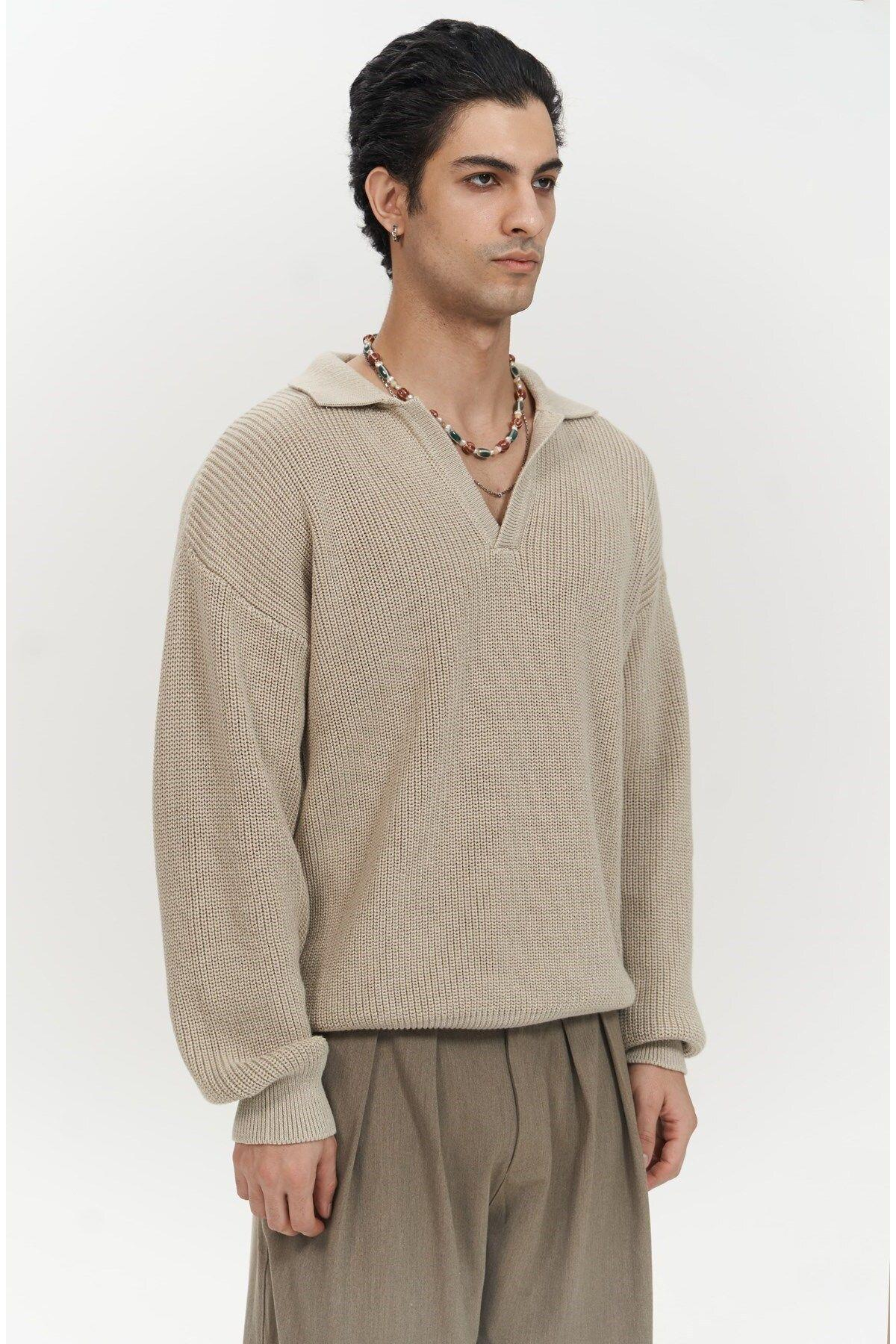 Magnus Men's Polo Neck Beige Knit Sweater