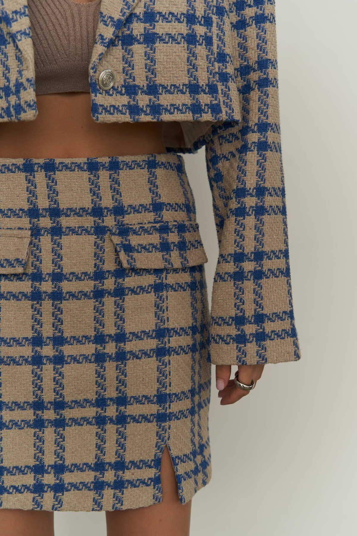 Mai Frankie Blue Straw Suit