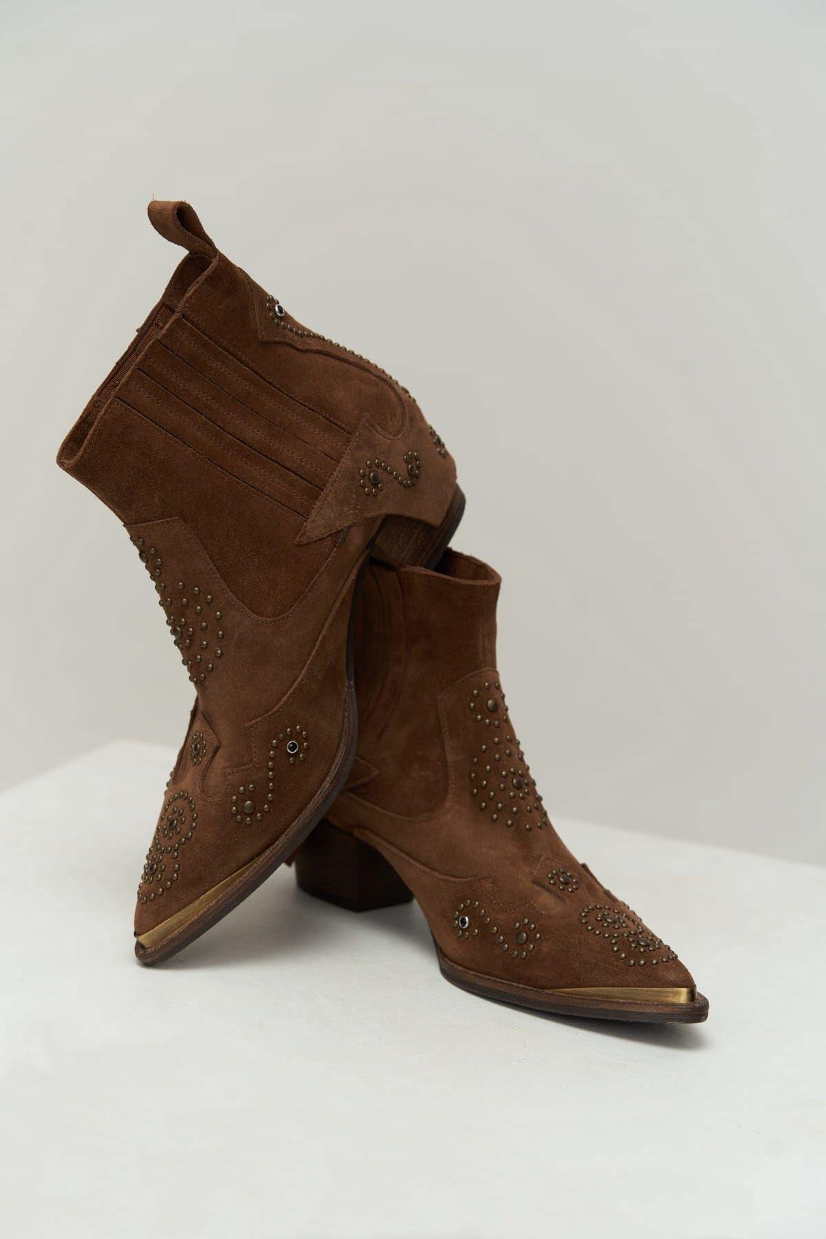 Maxi Zımba Detay Kahverengi Süet Kovboy Bot