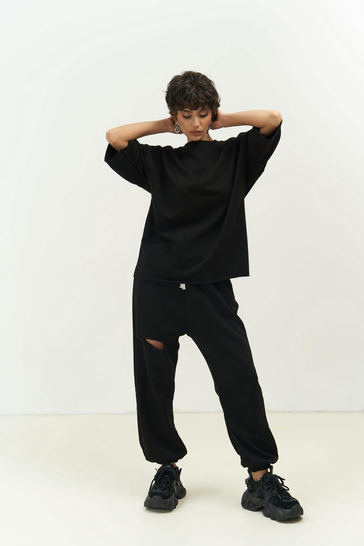 MCLLCTN Lion Siyah Oversize T-Shirt Yırtıklı Eşofman Takım
