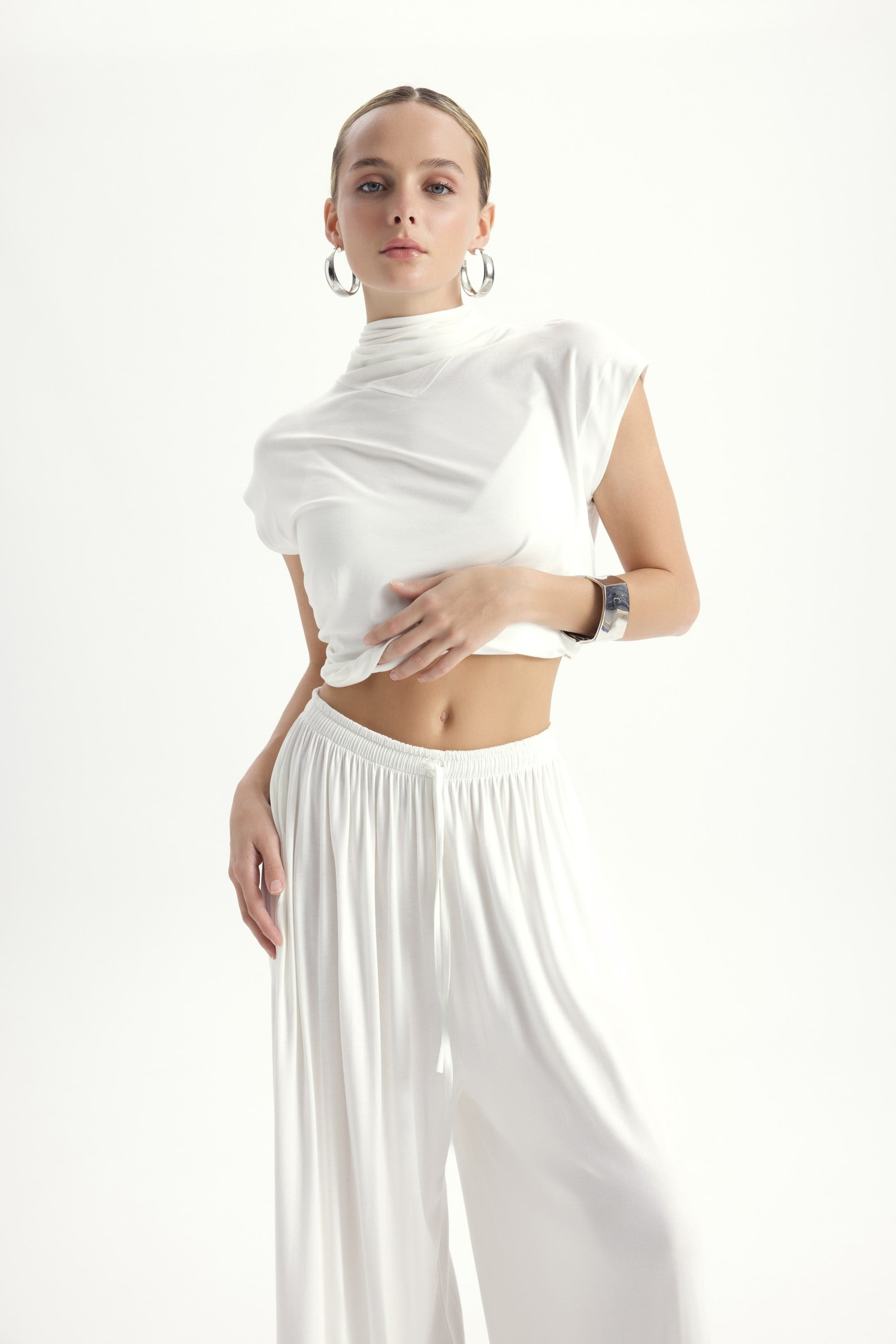 Merlin Bağlamalı Ekru Crop Pantolon Takım