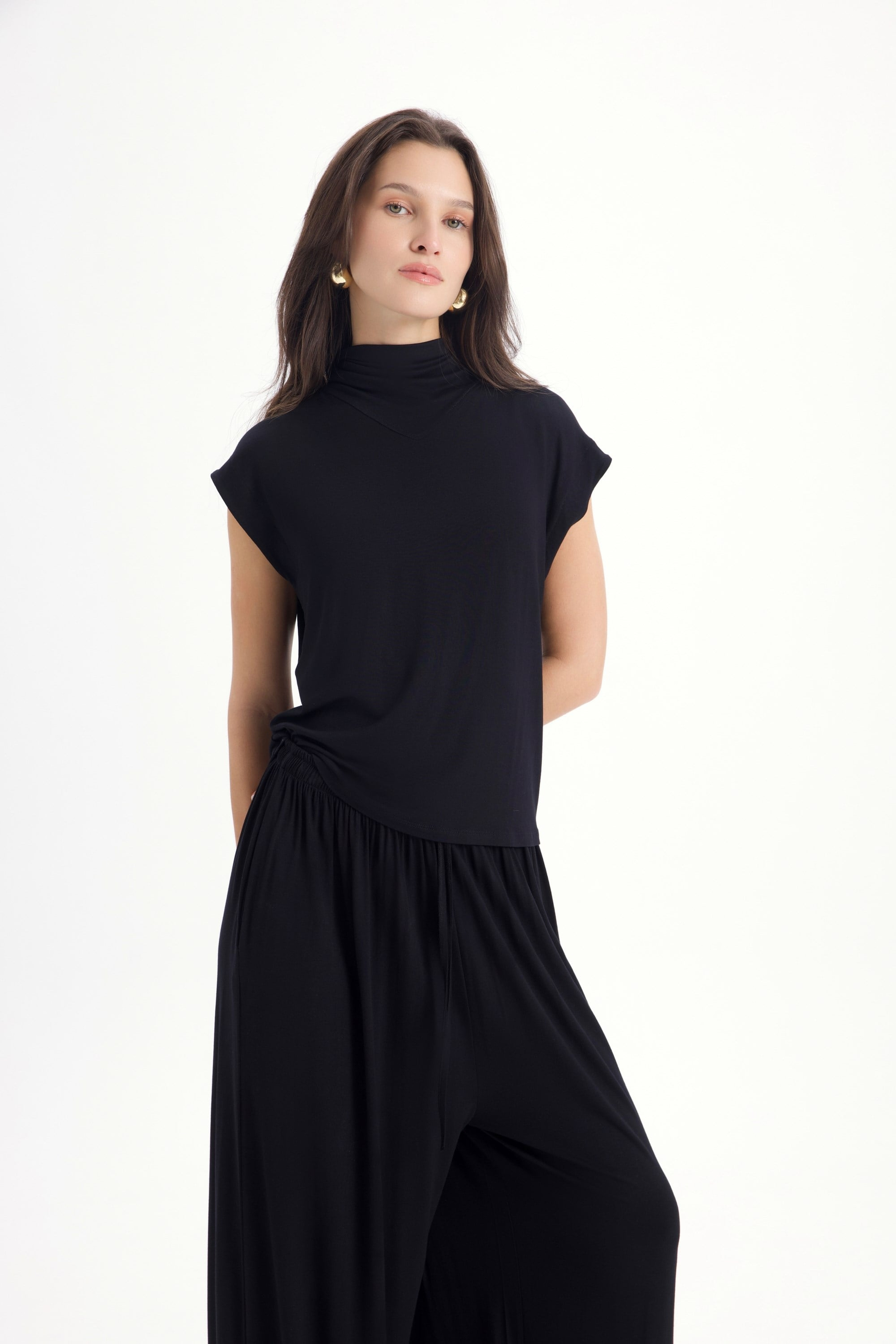 Merlin Bağlamalı Siyah Crop Pantolon Takım