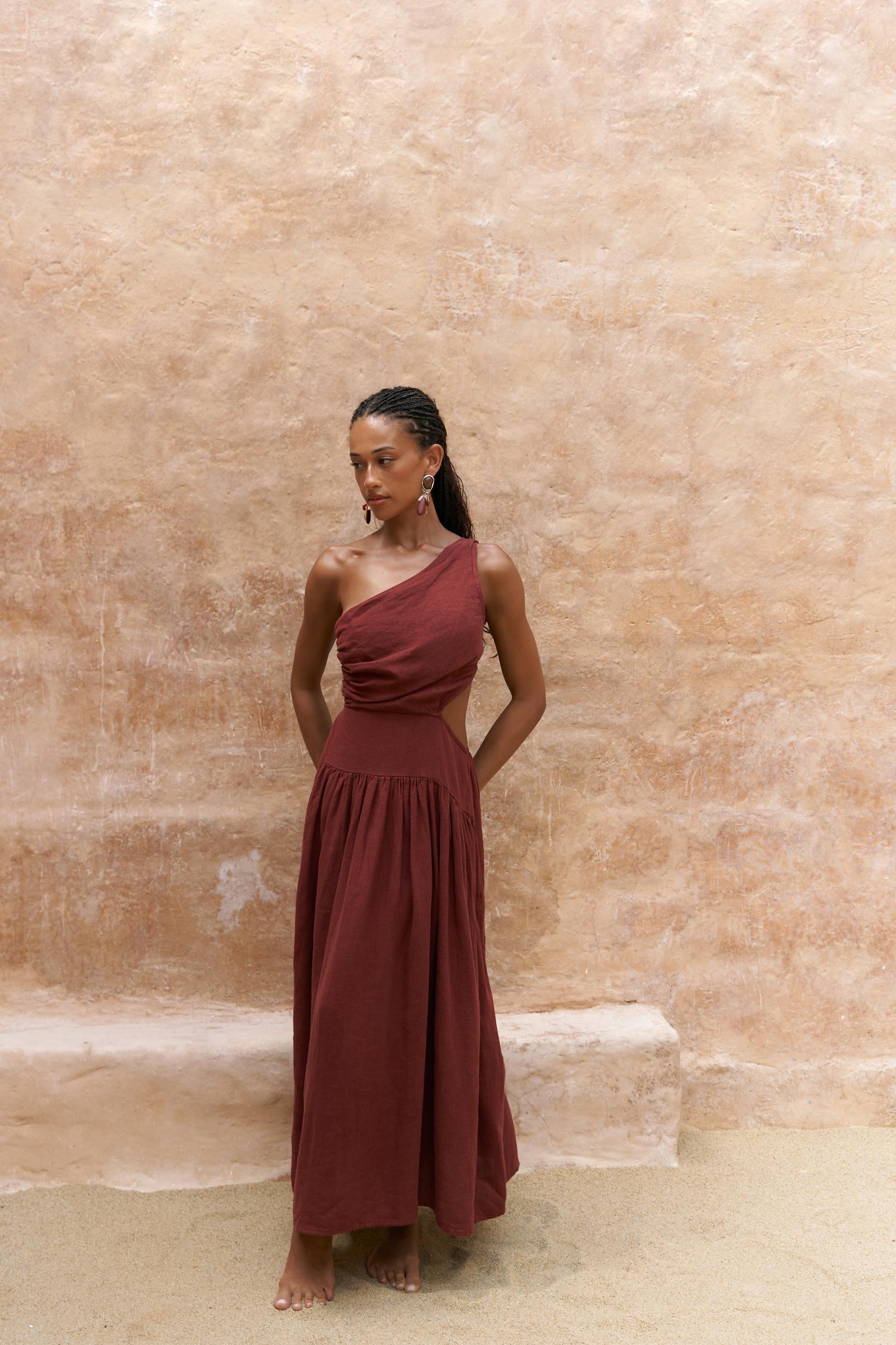 Mharia Asimetrik Detay Kiremit Uzun Keten Elbise