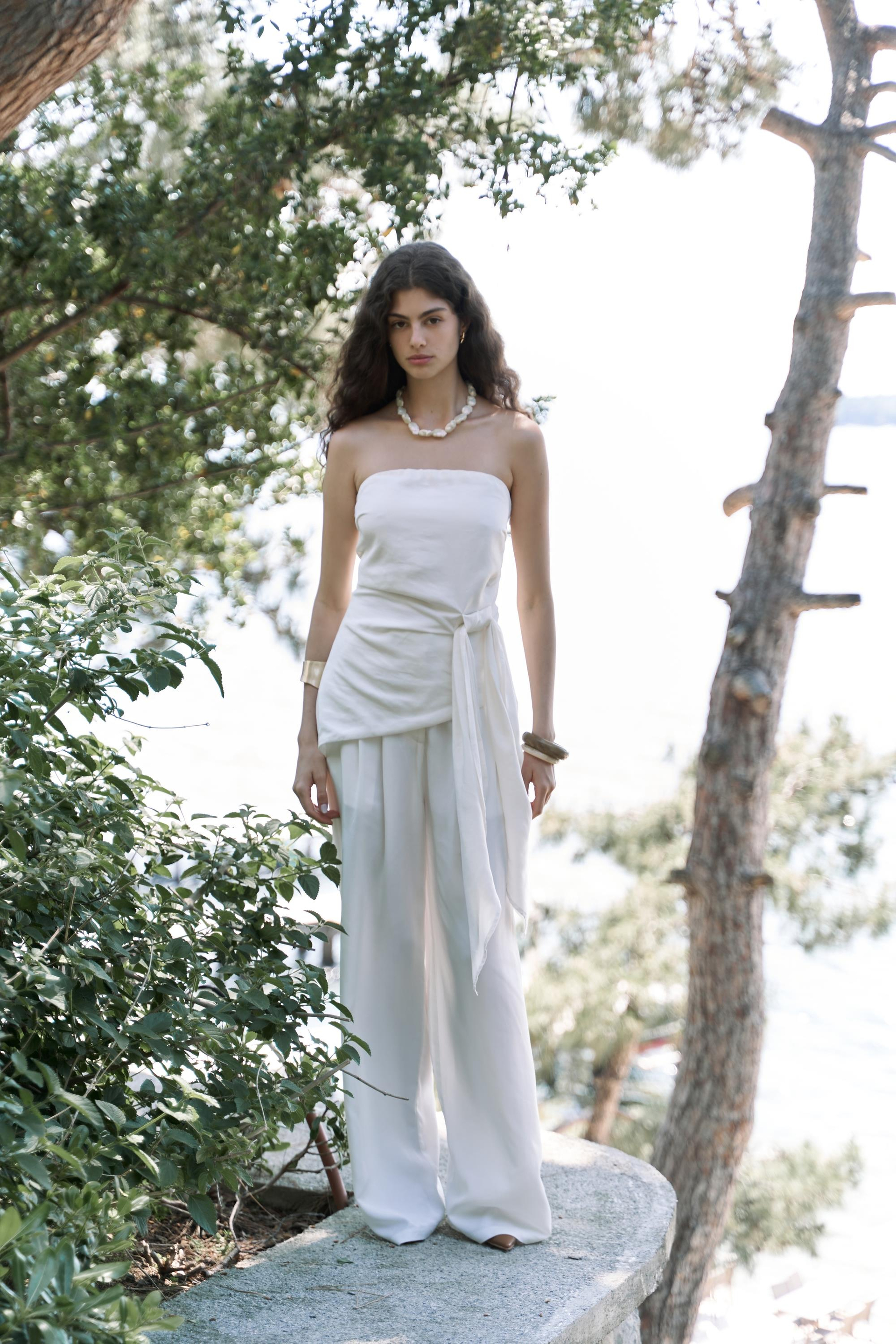 Mila Beyaz Bluz Pantolon Takım