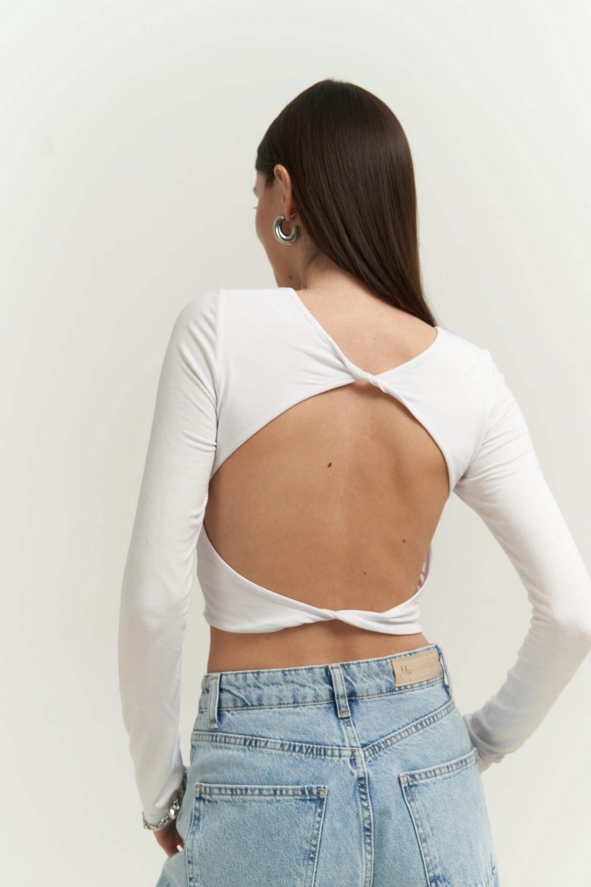 Mita Sırt Dekolteli Beyaz Bluz