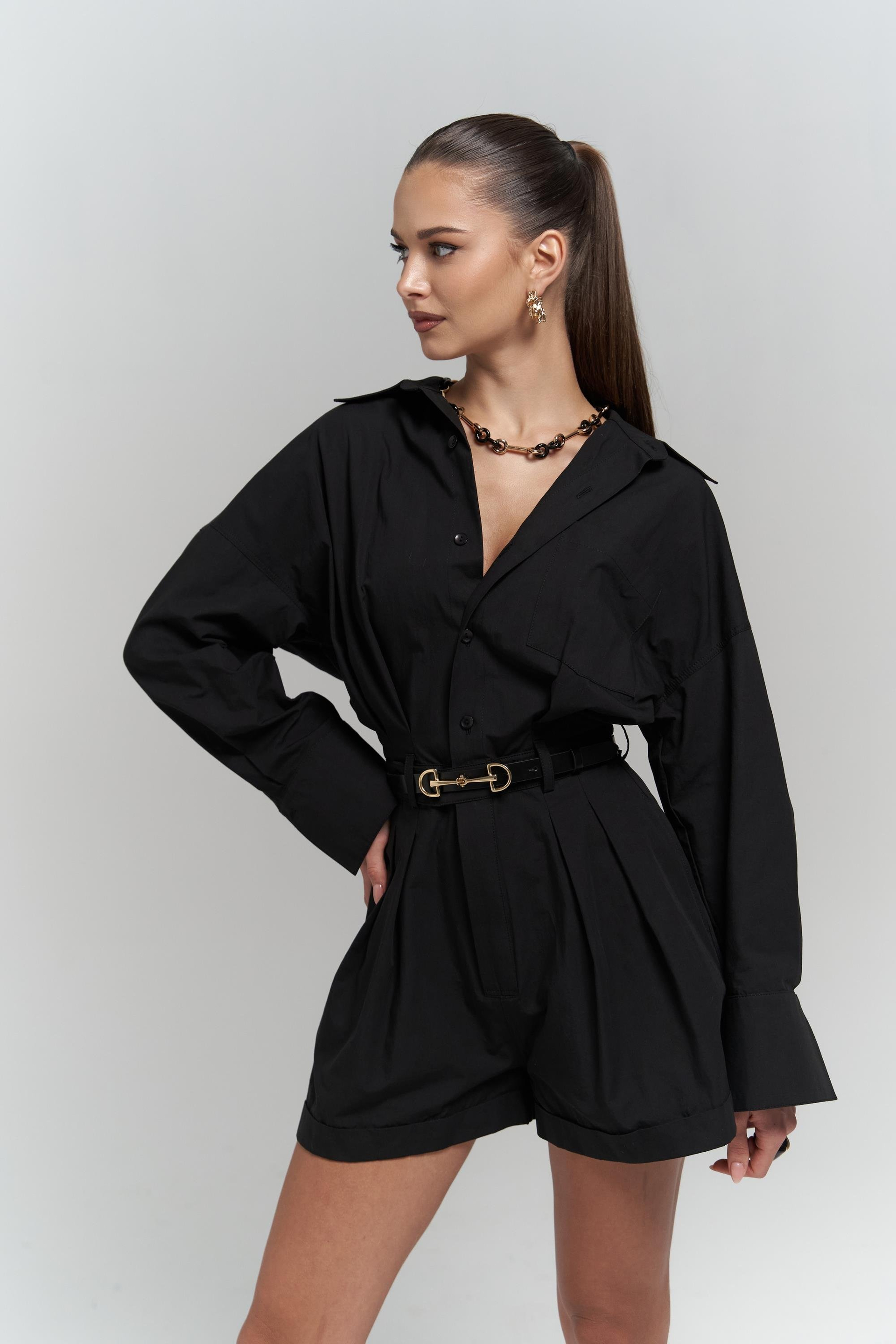 Moaen Kemer Detay Kısa Siyah Tulum