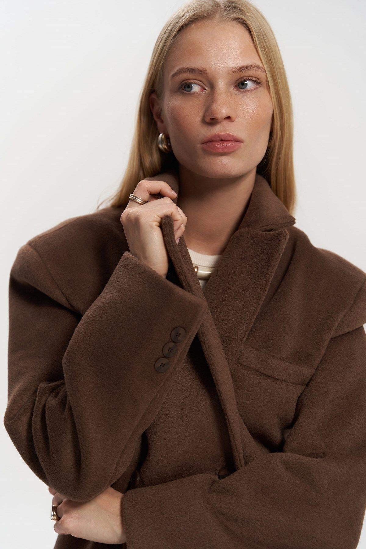 Naica Kahve Belden Oturmalı Blazer