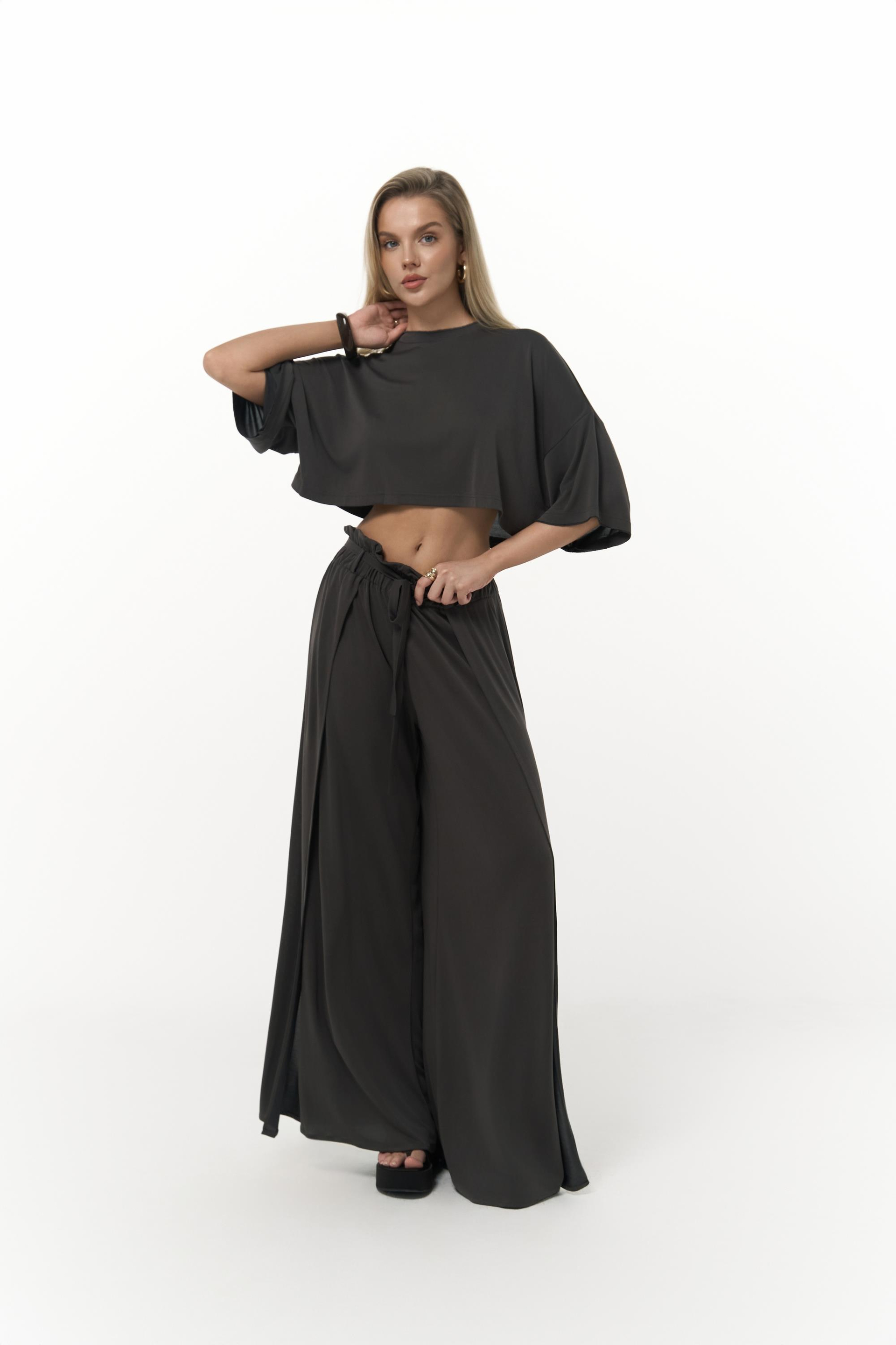 Nell Antrasit Crop T-Shirt Pantolon Takım