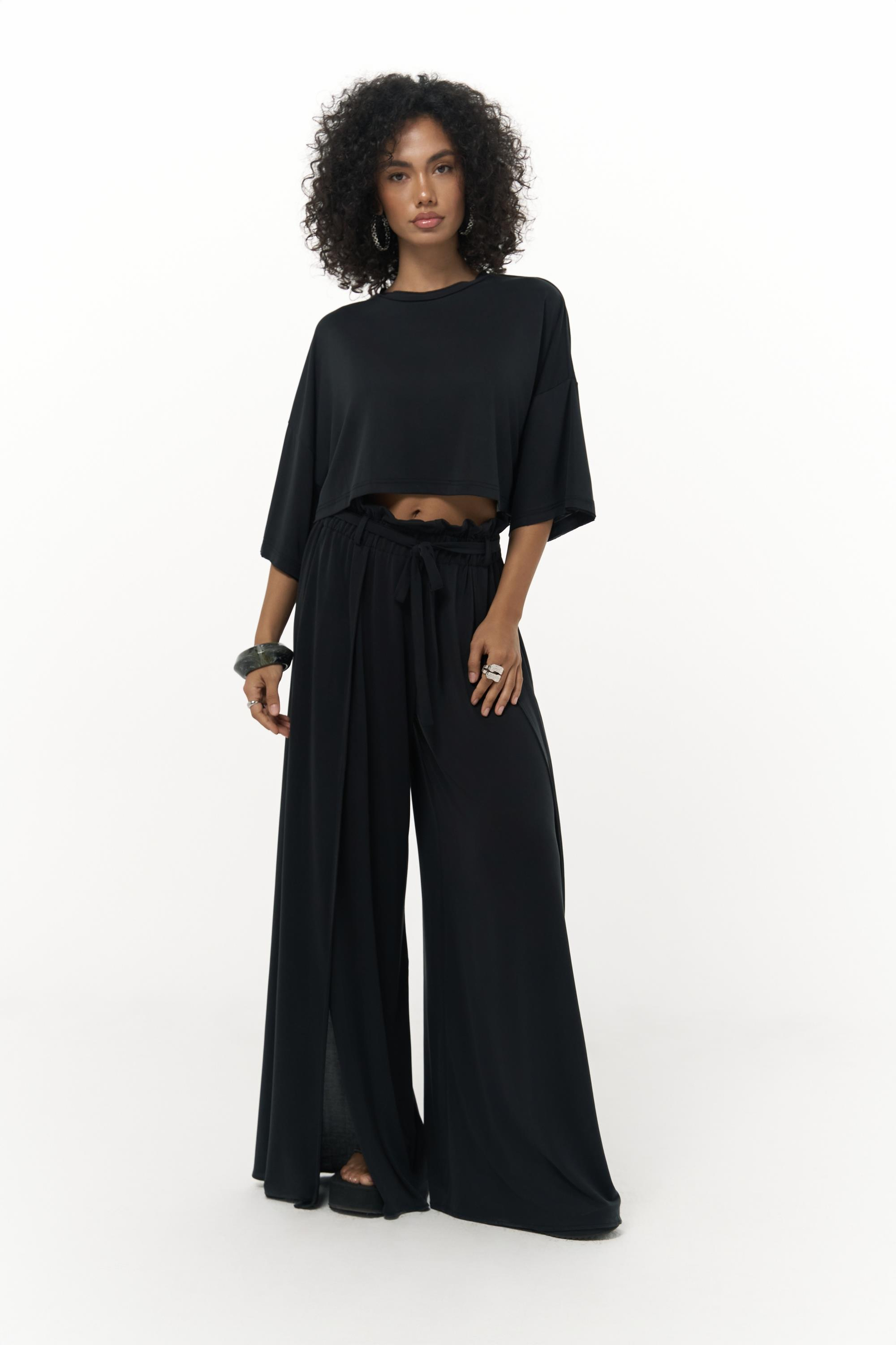 Nell Siyah Crop T-Shirt Pantolon Takım
