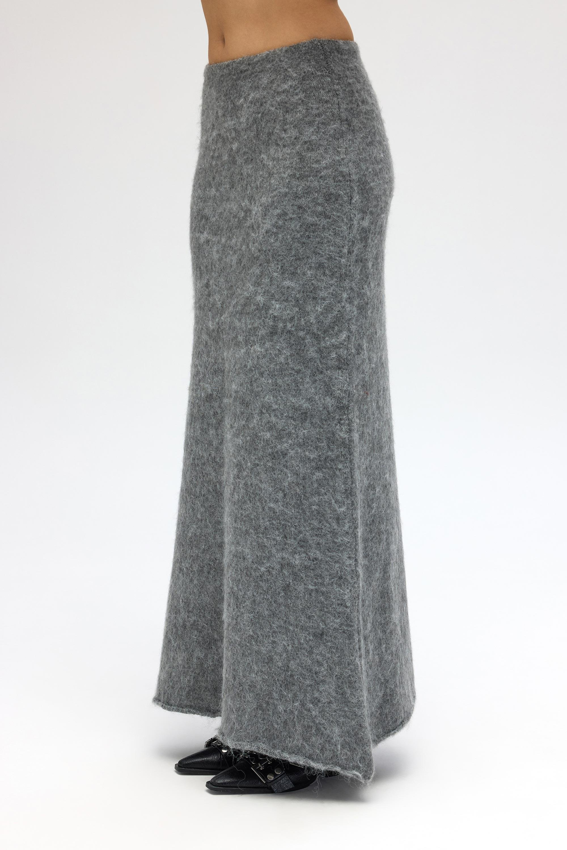 Nivra Gri Uzun Triko Etek