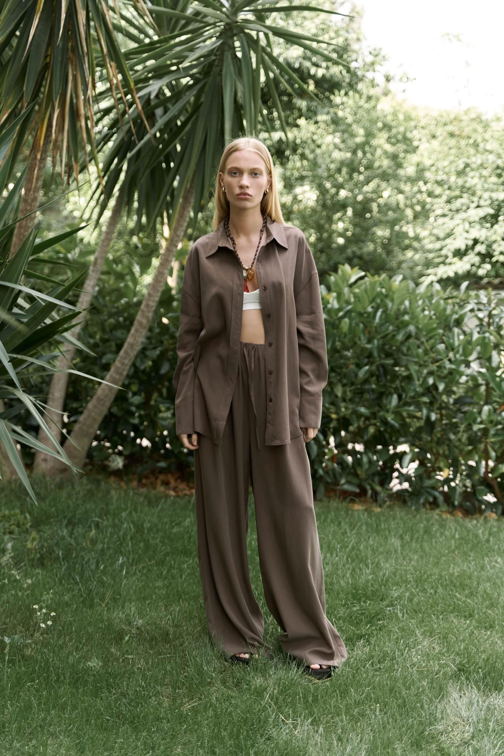 Nunzia Arka Detaylı Soft Kahve Oversize Gömlek Pantolon Takım