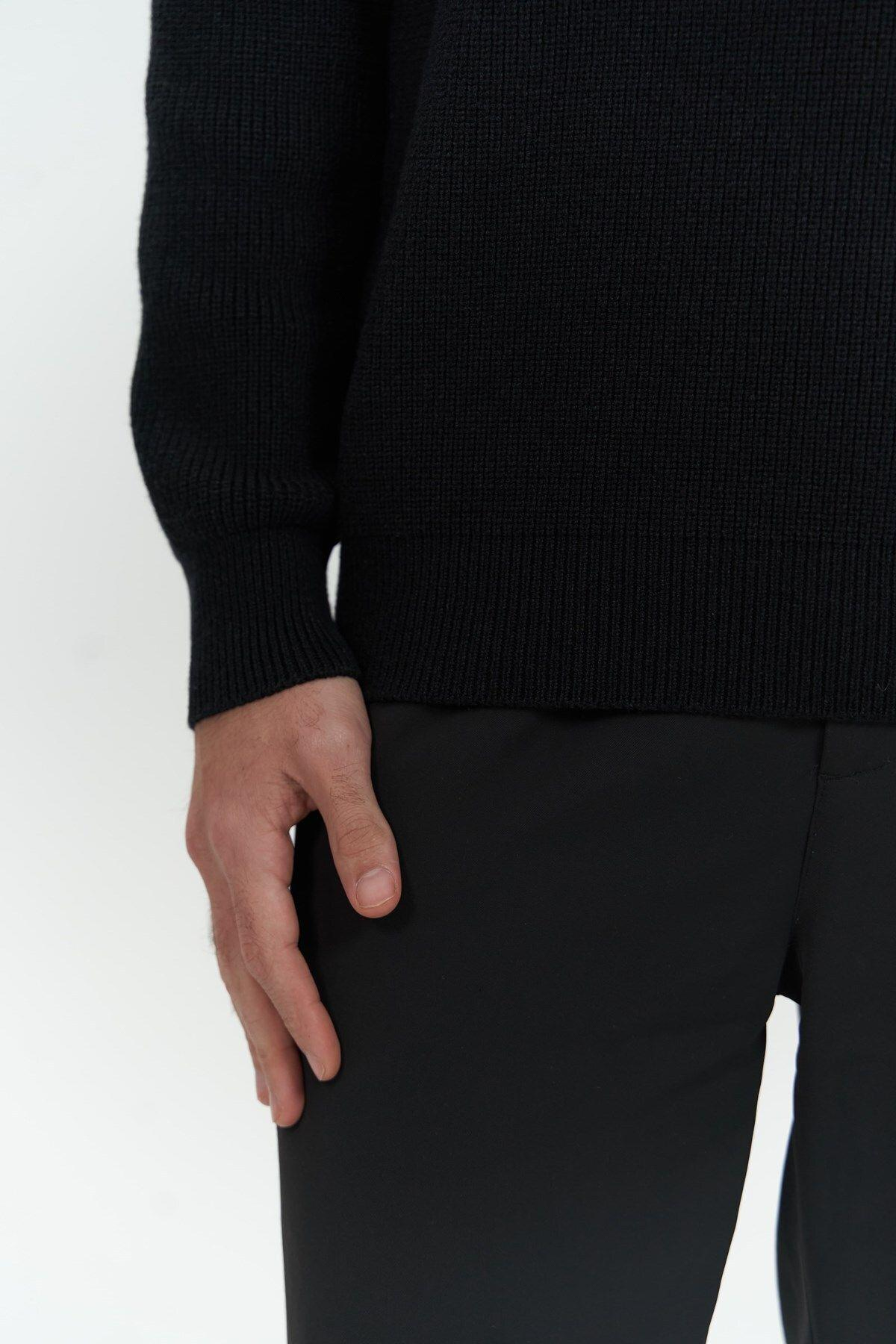 Oberon Men's Polo Collar Half-Zip Black Knit Sweater
