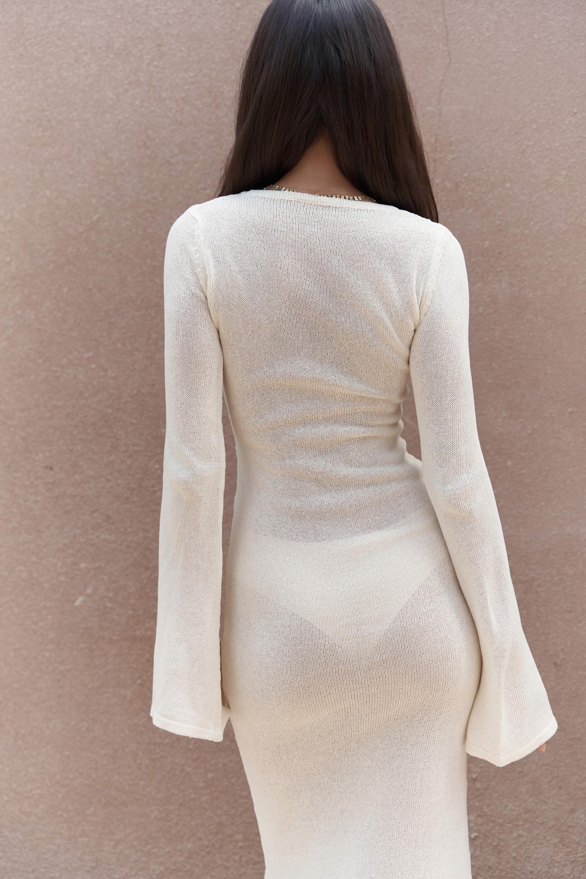 Ortensia Metal Detay Bej Uzun Triko Elbise