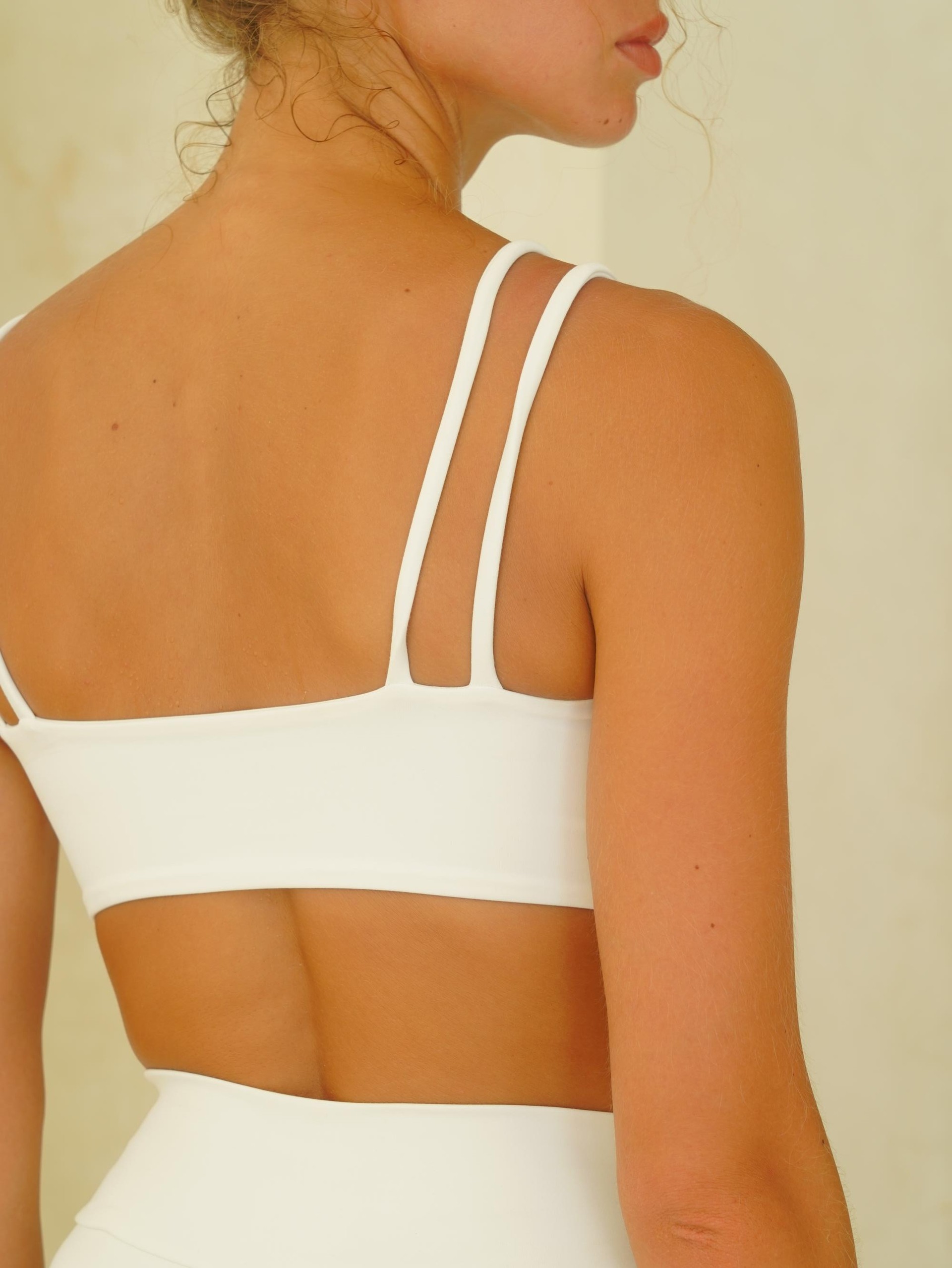 Paria Çapraz Detay Spor Beyaz Crop