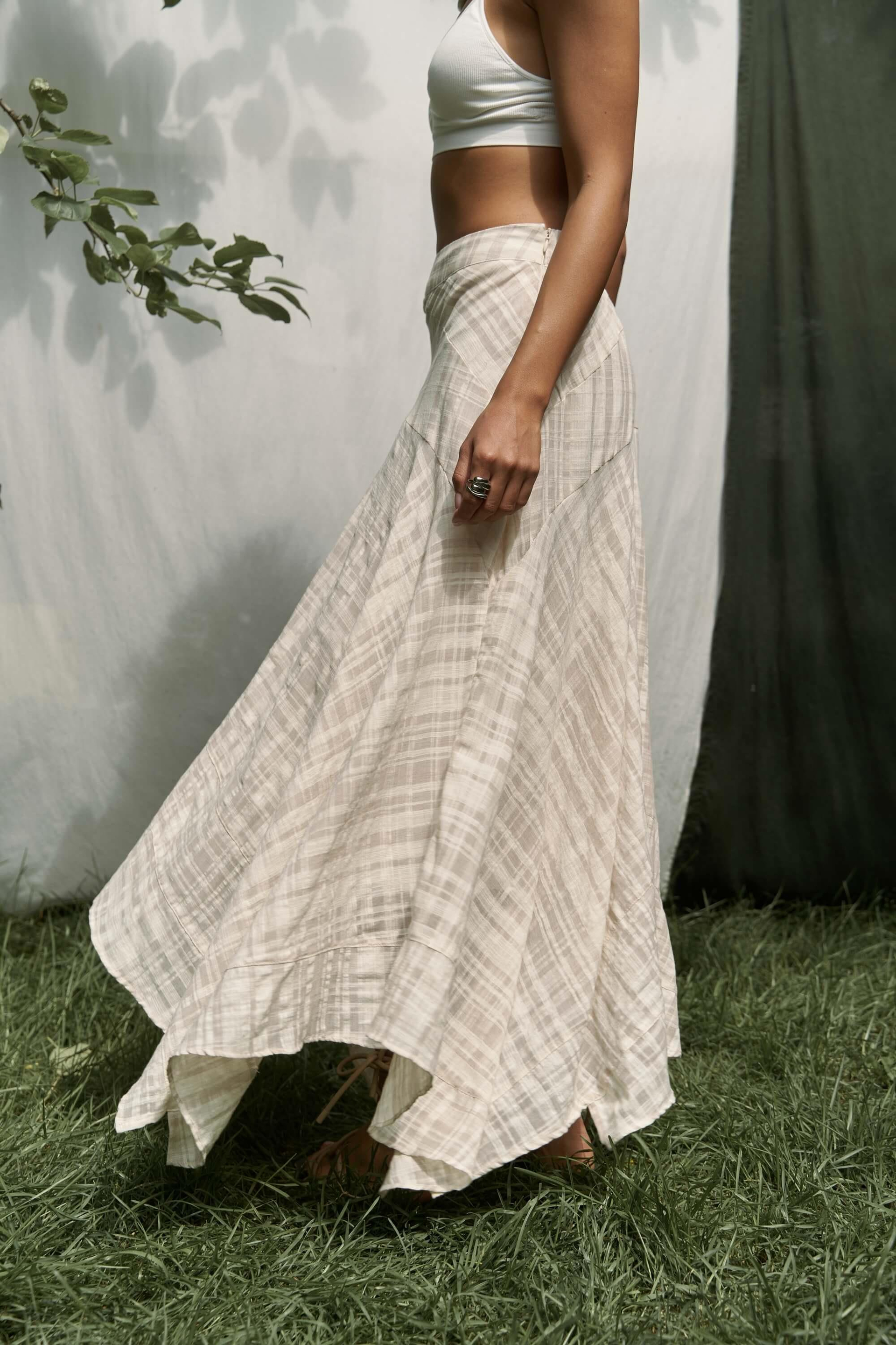 Peigi Çizgili Parçalı Bej Midi Etek