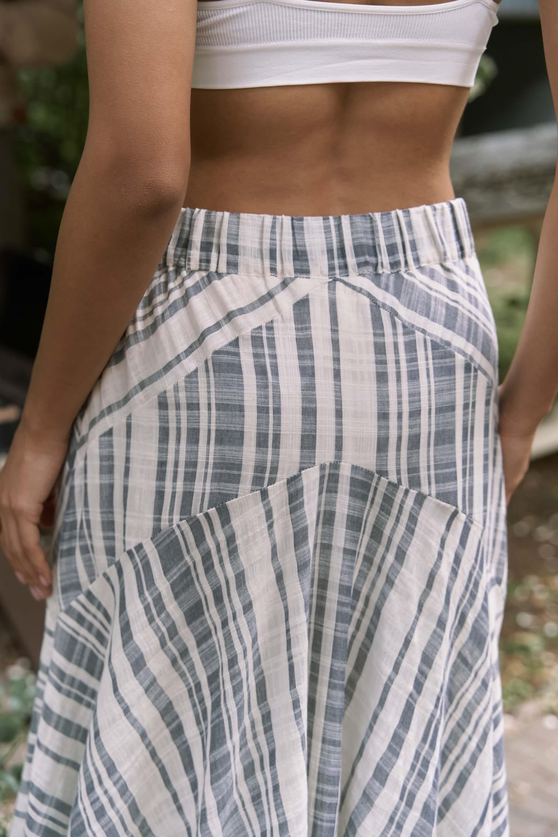 Peigi Çizgili Parçalı İndigo Midi Etek