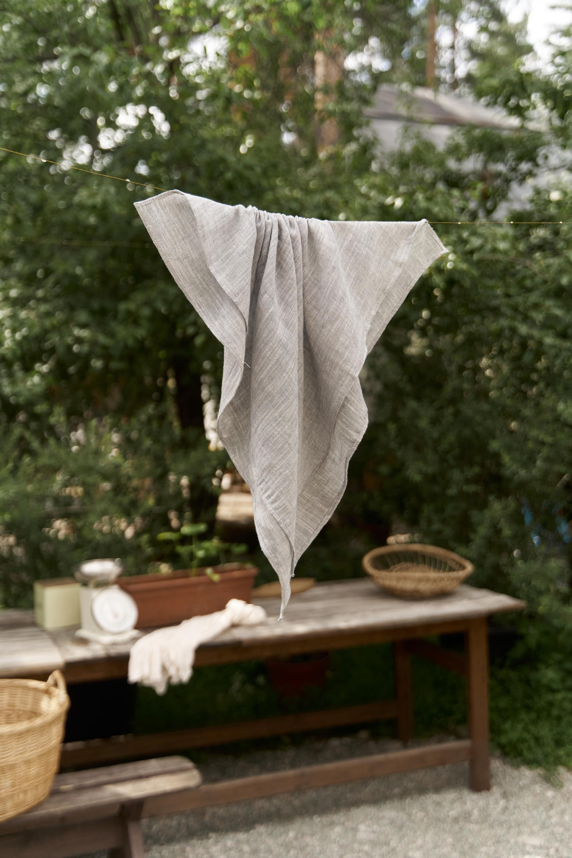 Peony Çizgi Detay Füme Keten Fular