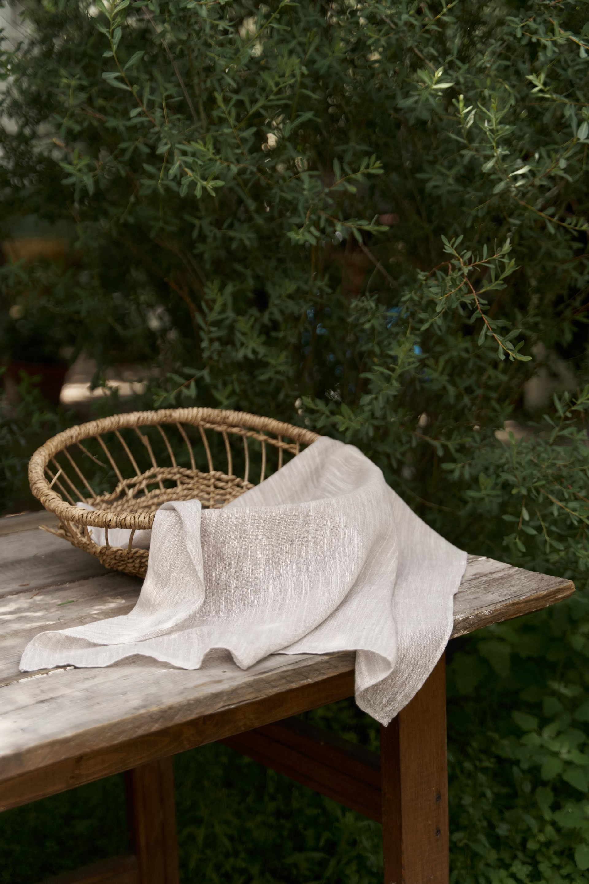 Peony Çizgi Detay Vizon Keten Fular