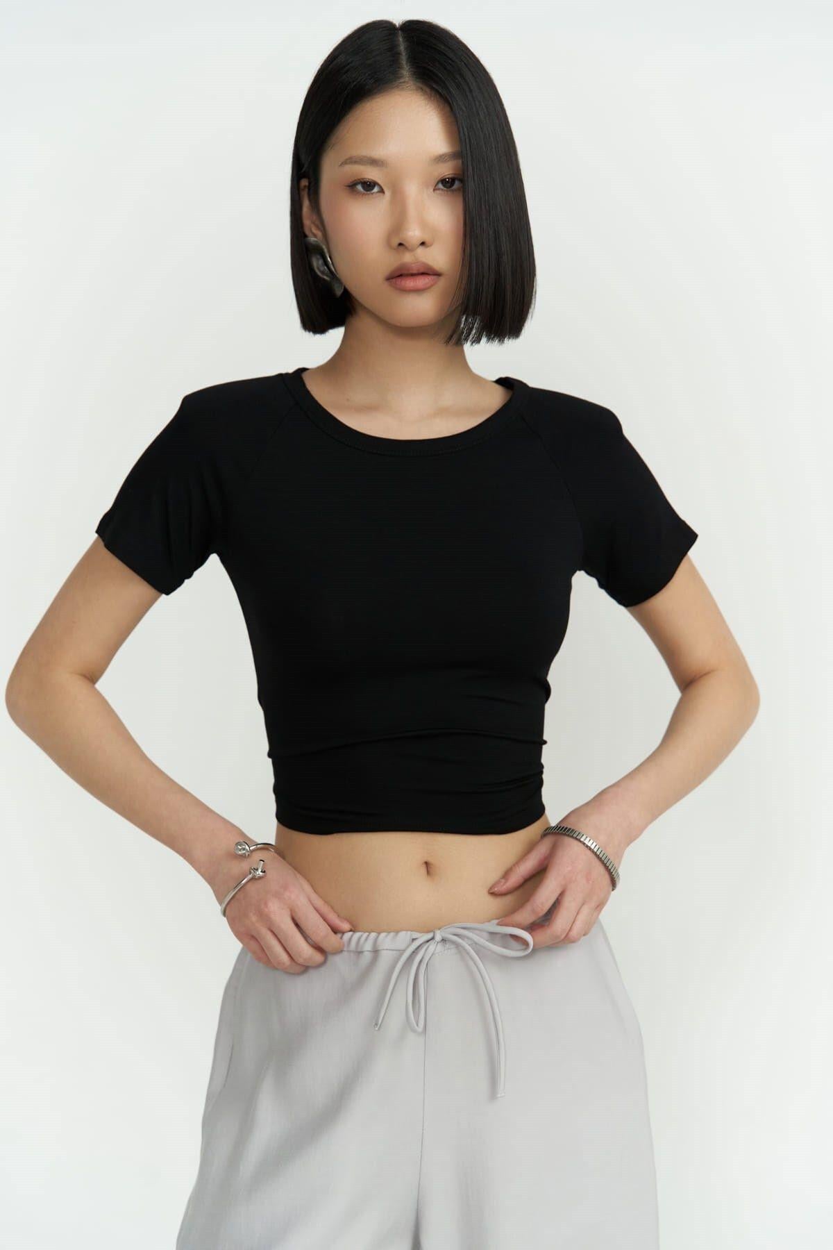 Perla Padded Black Crop Blouse