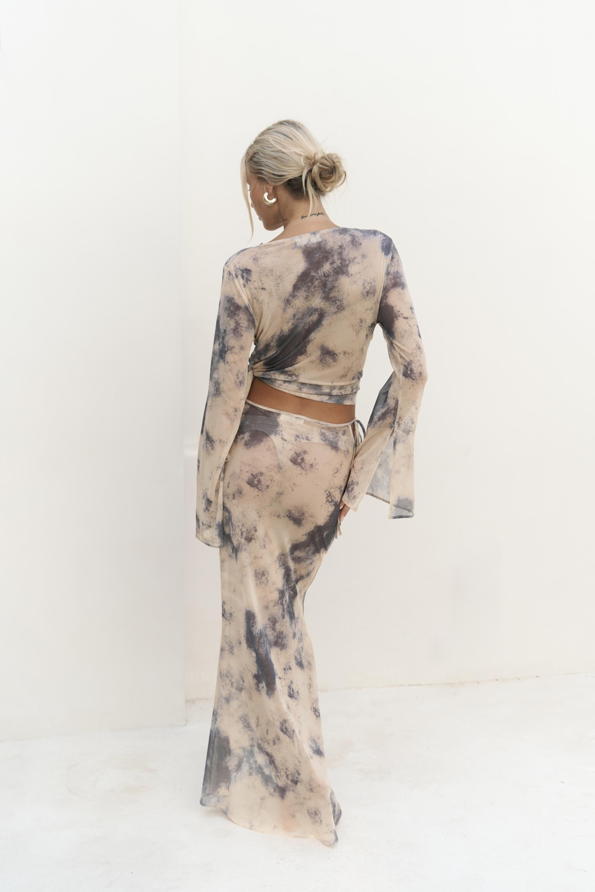 Pnaisyonist Uzun Kol Sarı Crop Etek Takım