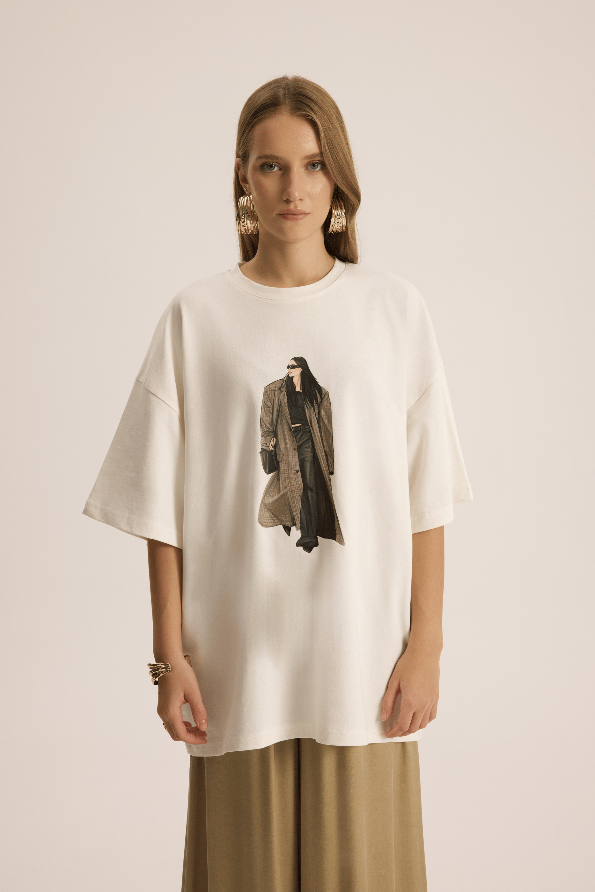 Quinn Oversize Beyaz T-Shirt