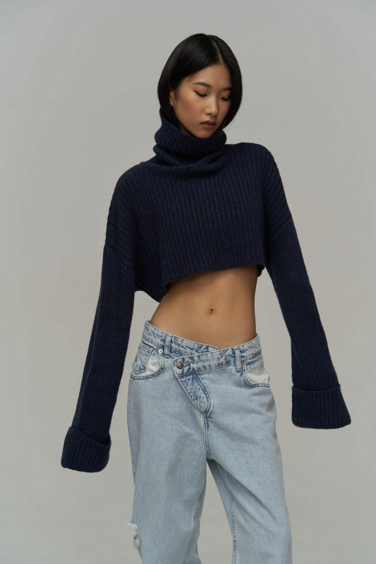 Revue High Neck Dark Blue Crop Sweater