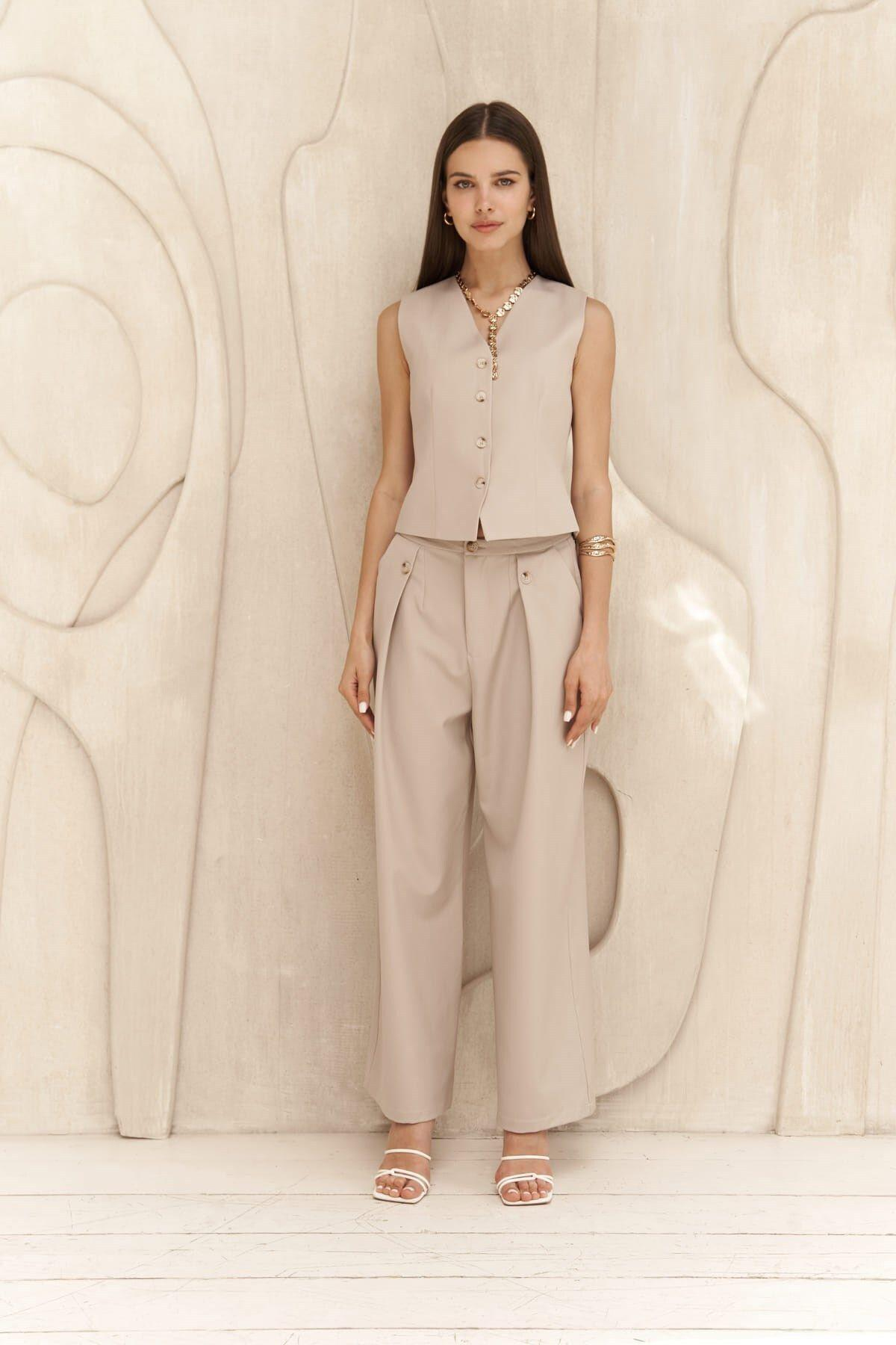 Rianto Koyu Bej Kısa Yelek