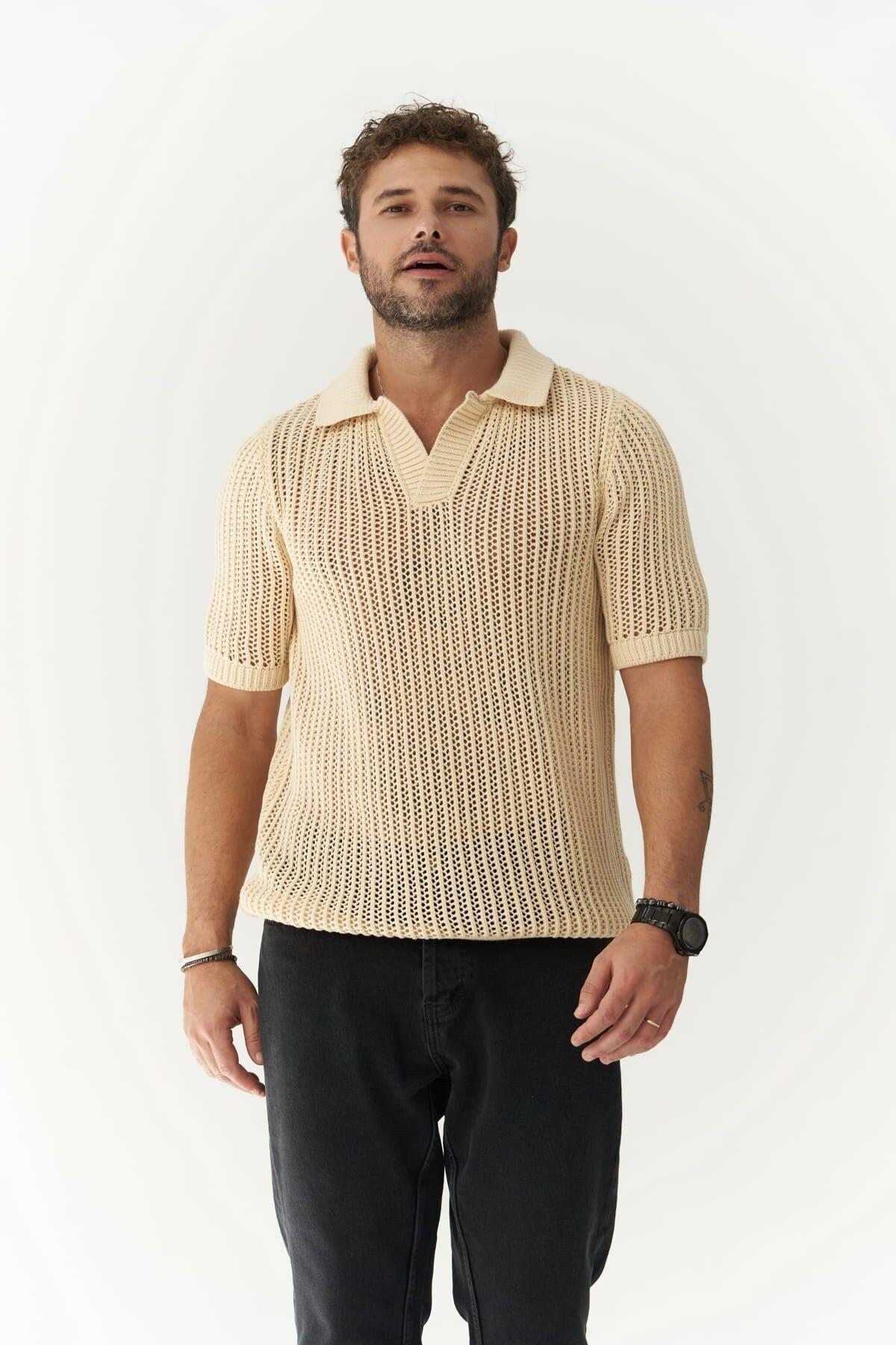 Robert Men's Polo Collar Beige Knit T-Shirt