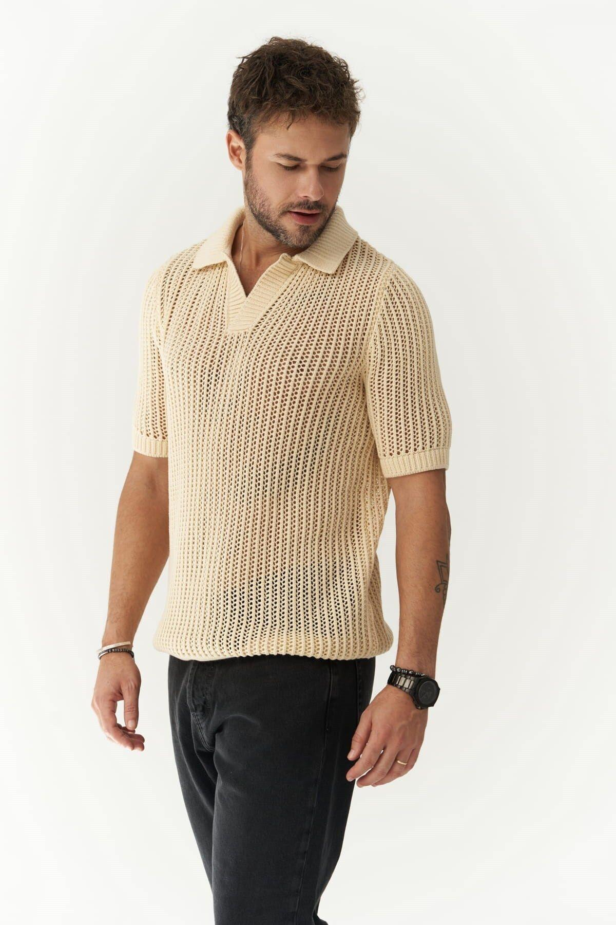 Robert Men's Polo Collar Beige Knit T-Shirt