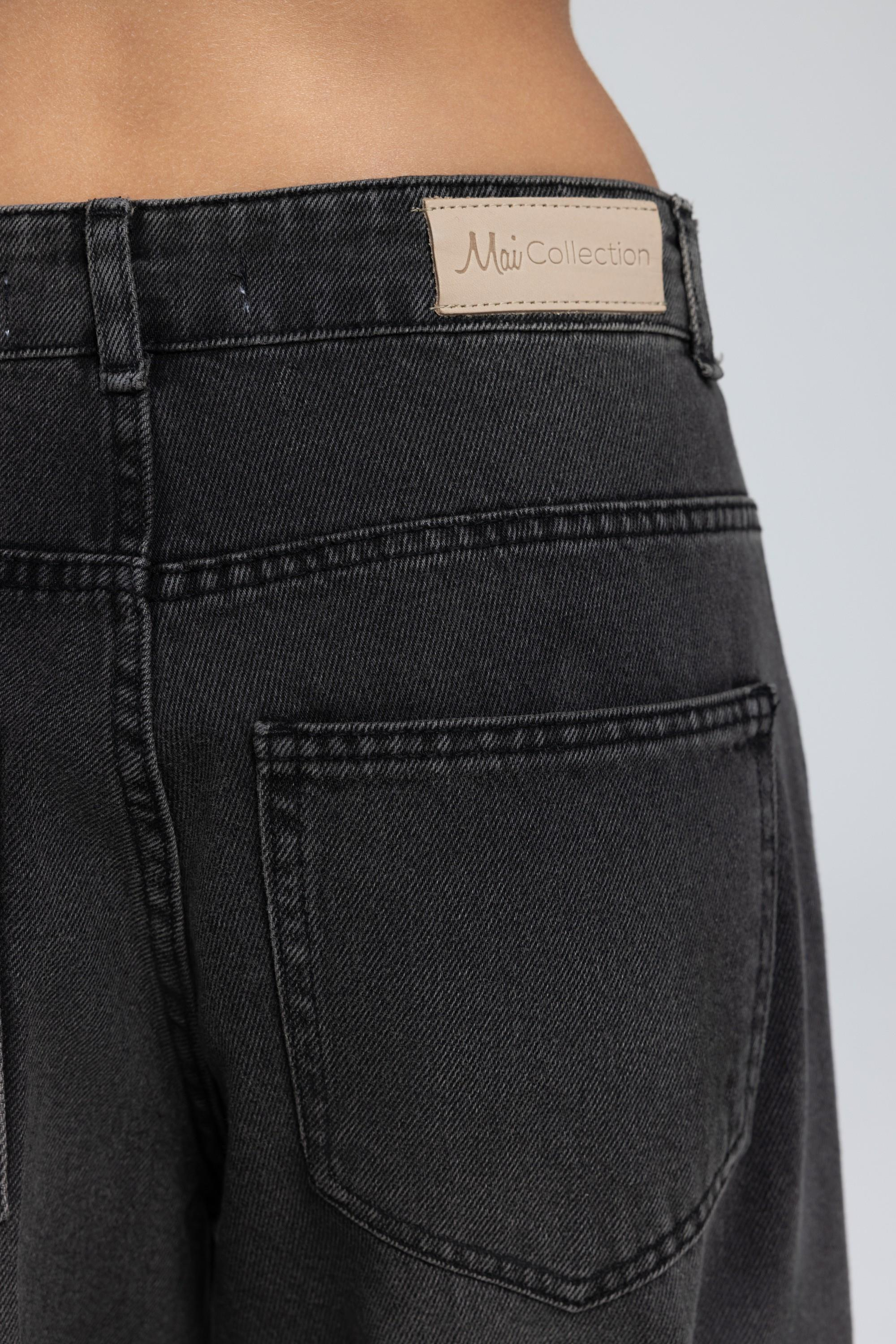 Roger Washed Black Cargo Jean Pants