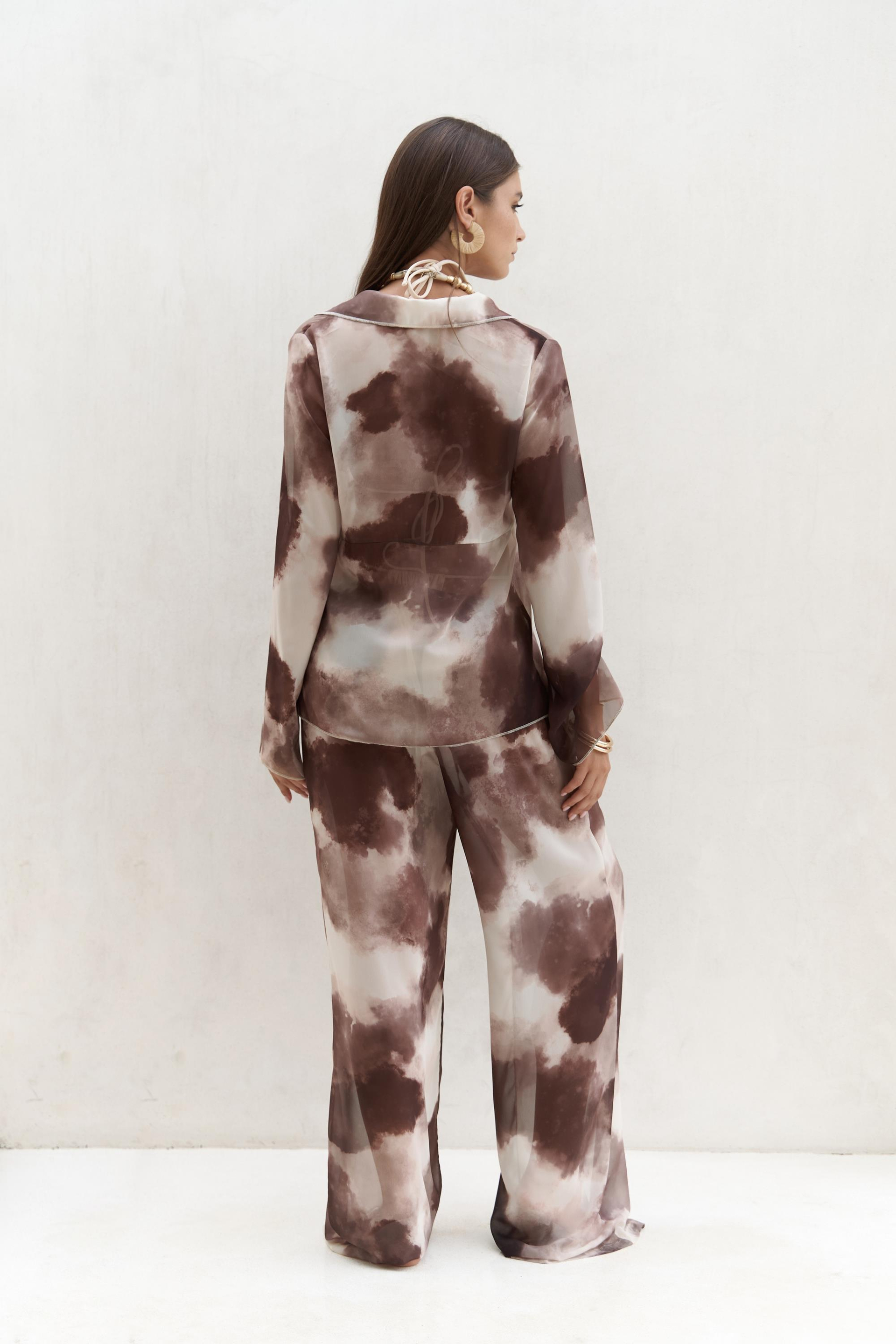 Saifudin Bağcık Detaylı Kahve Gömlek Pantolon Takım