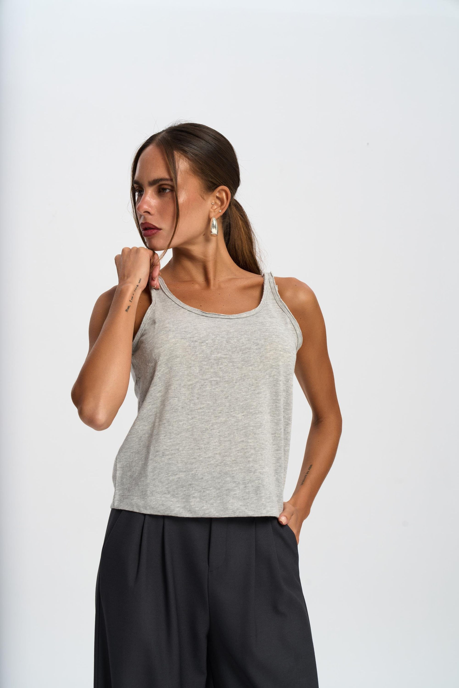 Salnor Basic Gray Crop