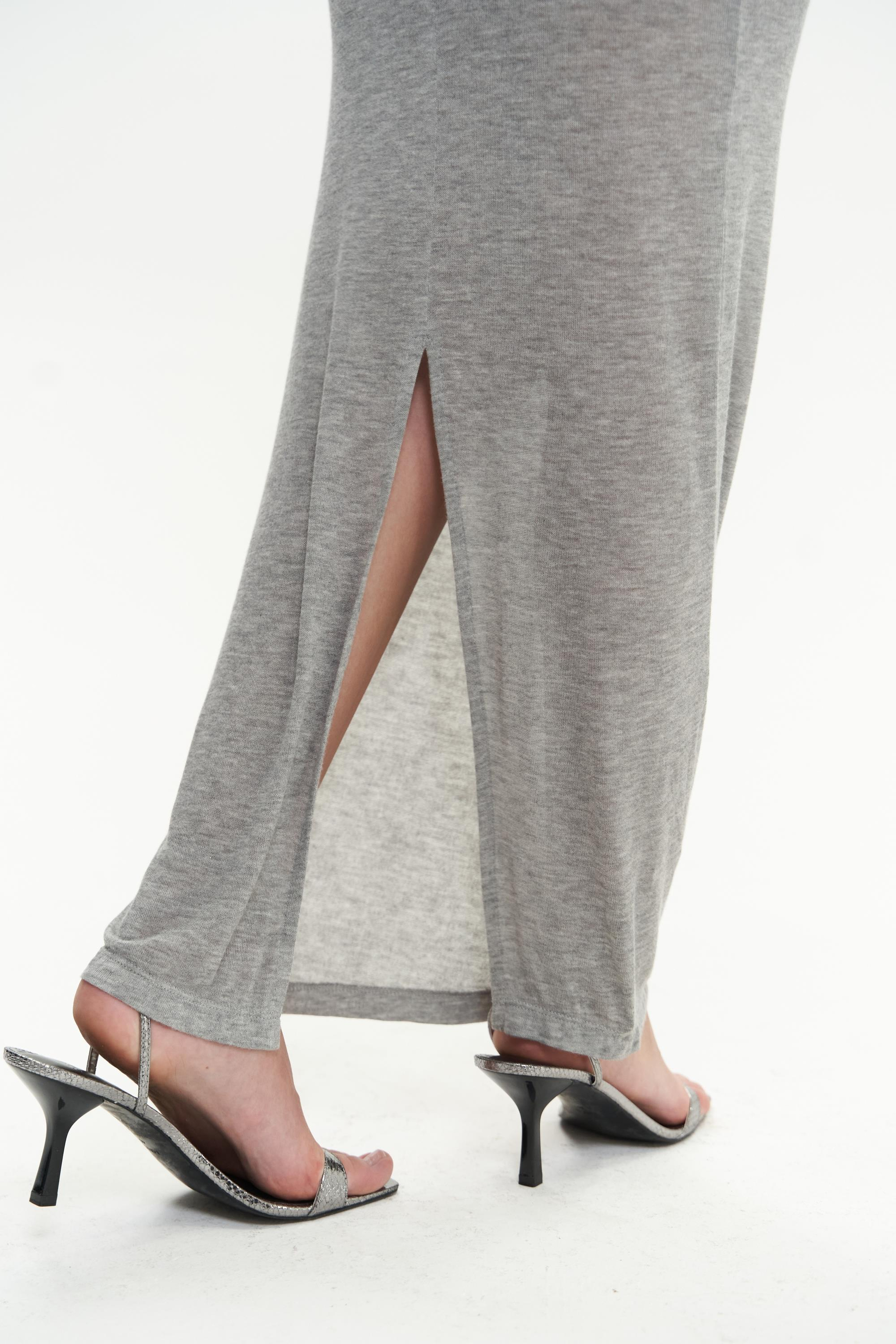 Samia Göğüs Detay Uzun Gri Elbise