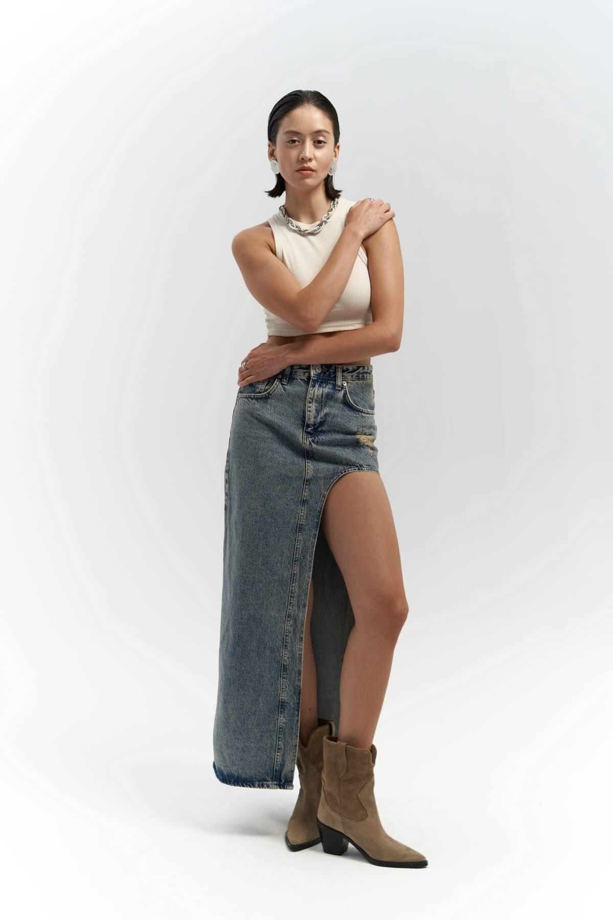 Sasha Dirty Blue Slit Denim Skirt