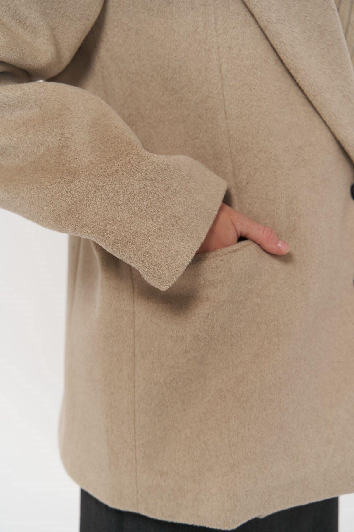 Seljord Dark Beige Blazer with Collar Detail